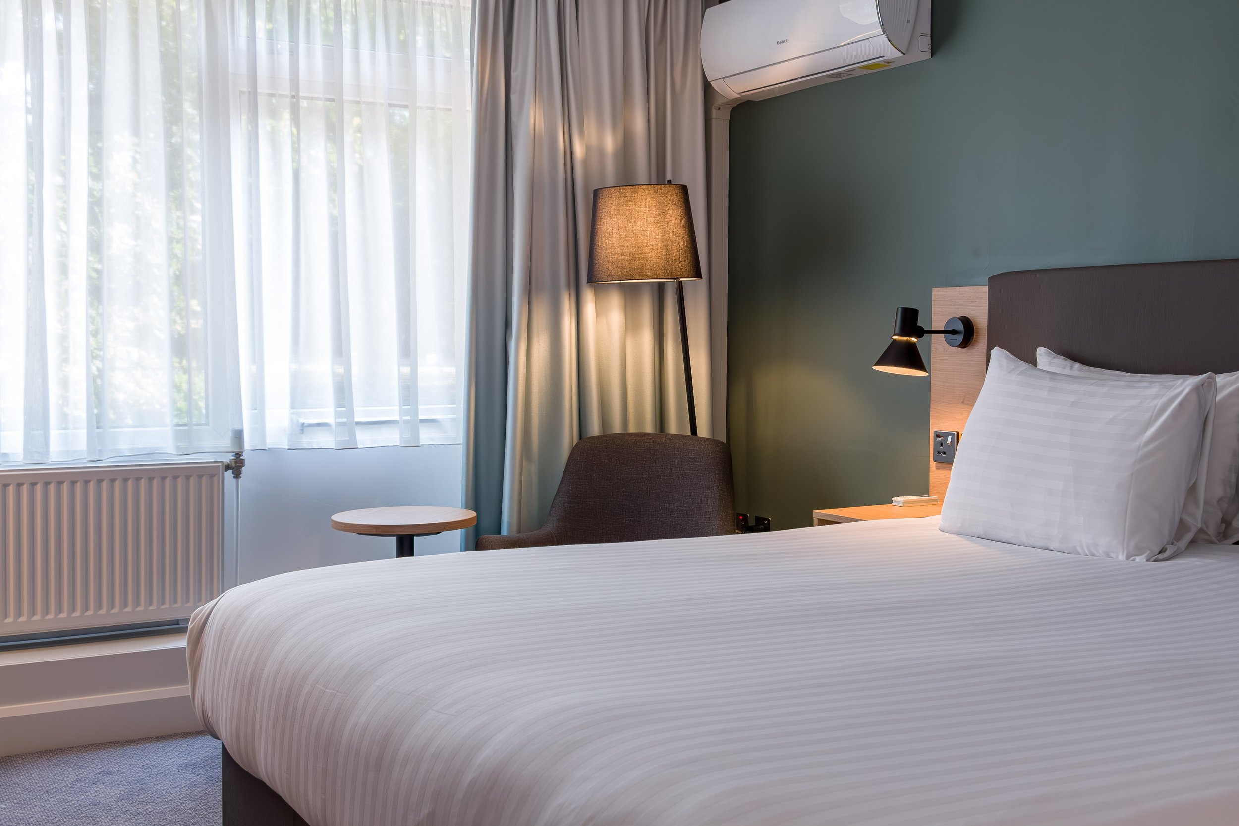 Holiday Inn Newport 021.jpg