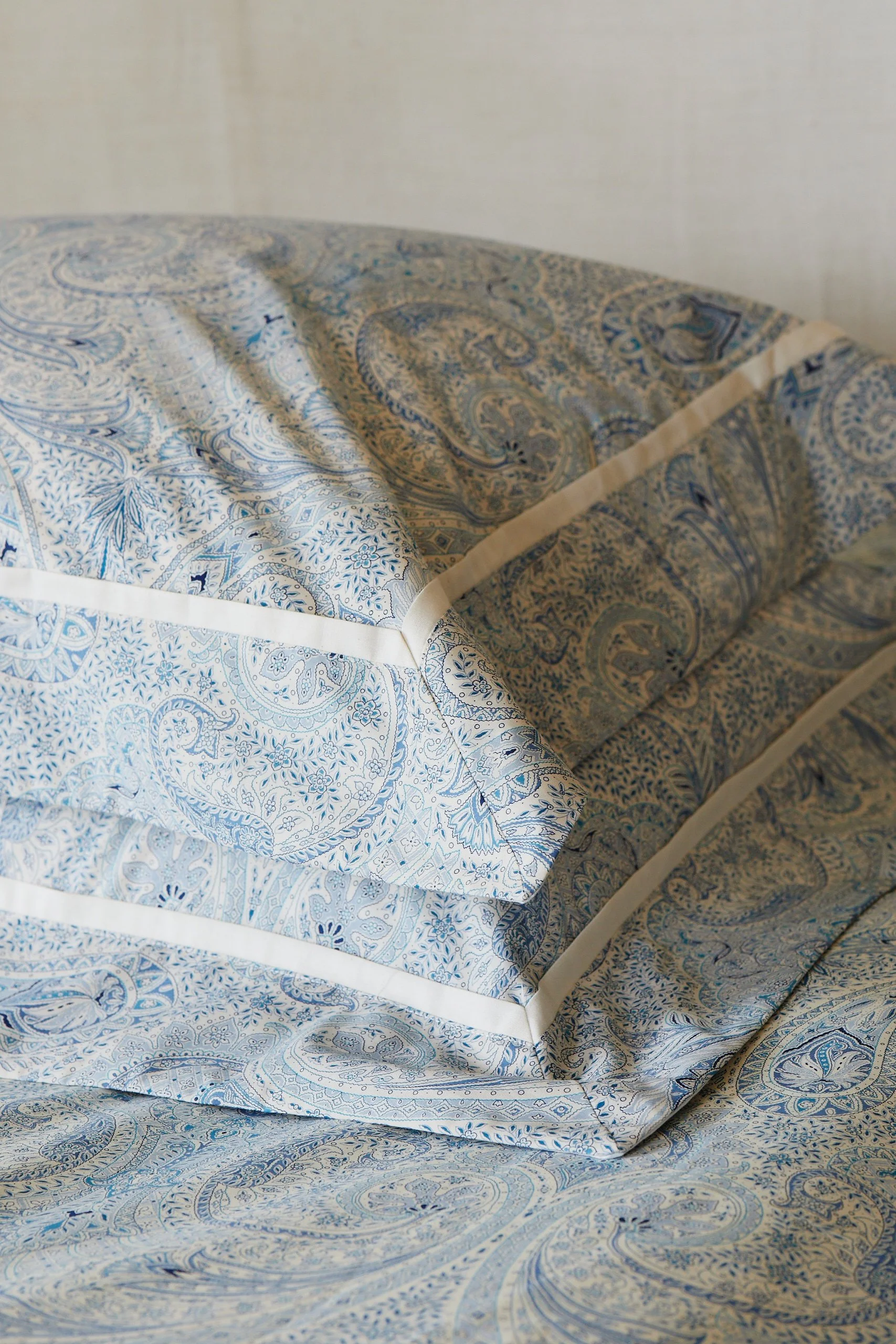 Linen0604.jpg