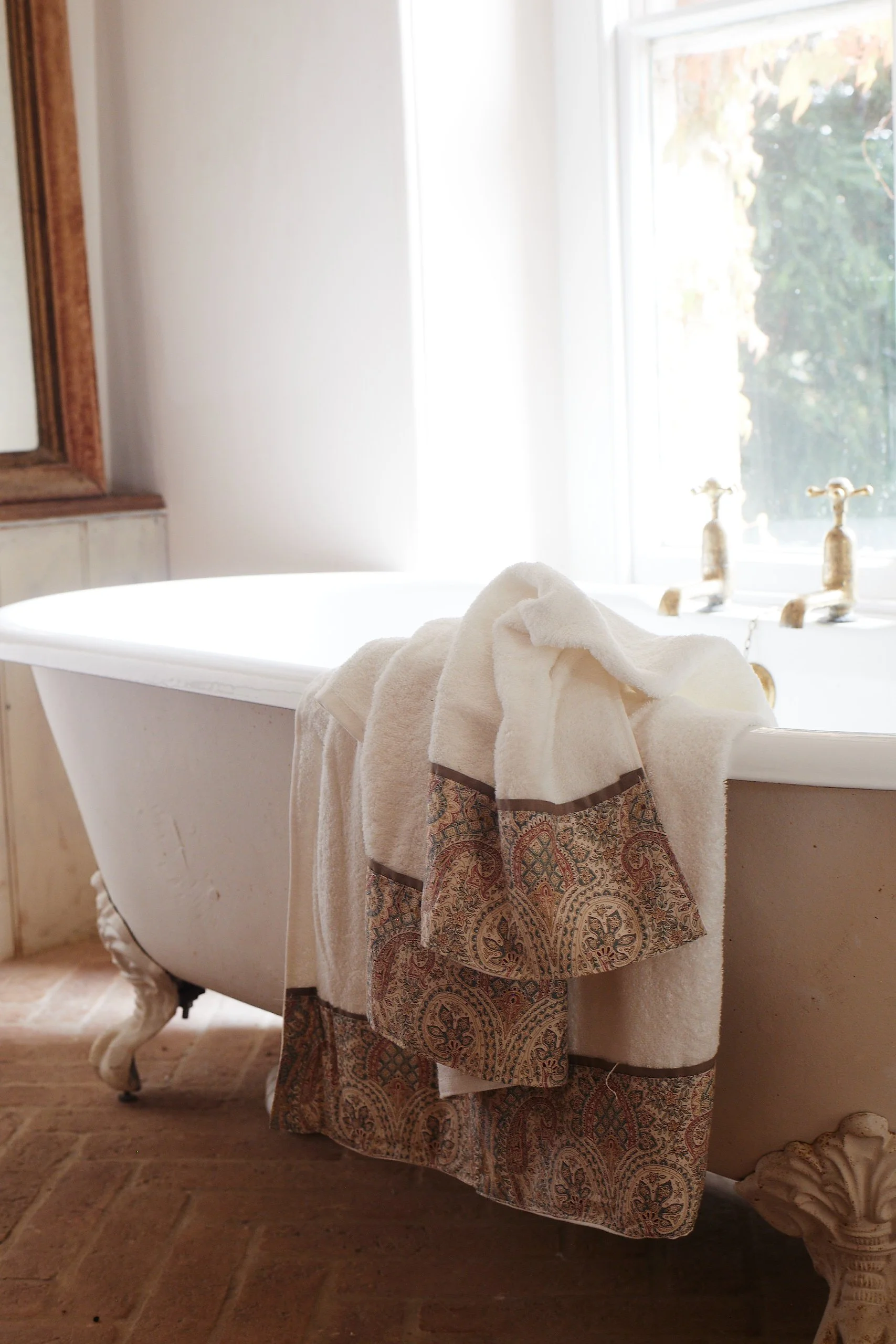 The Siena Towel Set, White