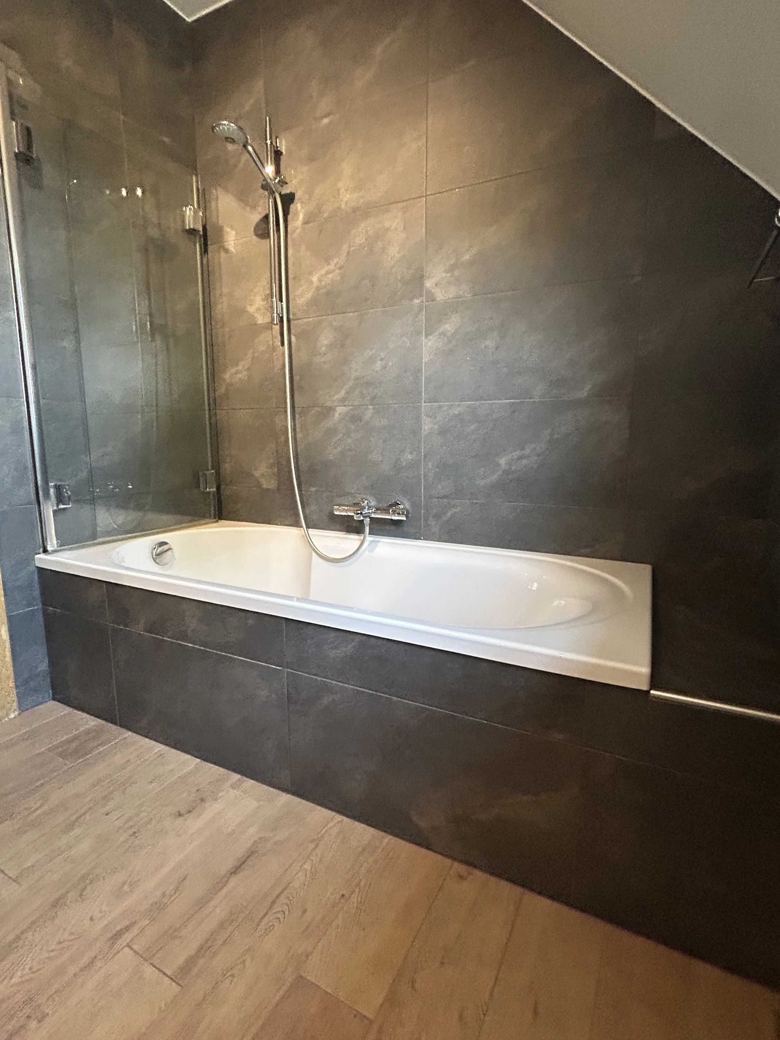 Badkamer Bassevelde 01.jpeg