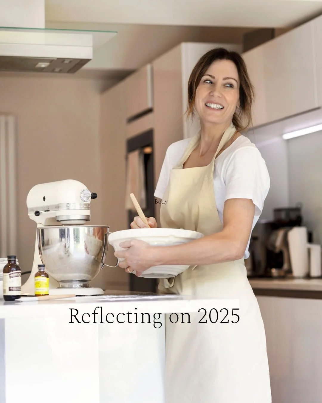 As 2026 is approaching, I have been reflecting these last few days on what I achieved in 2025 and when I look back on my camera roll and calendar, I realise it was quite a lot!

Not only were so many beautiful wedding and celebration cakes created bu