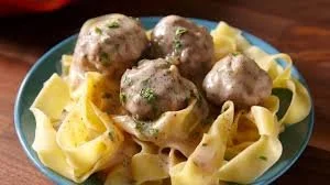 Swedish Meatballs and Noodles 2.jpg