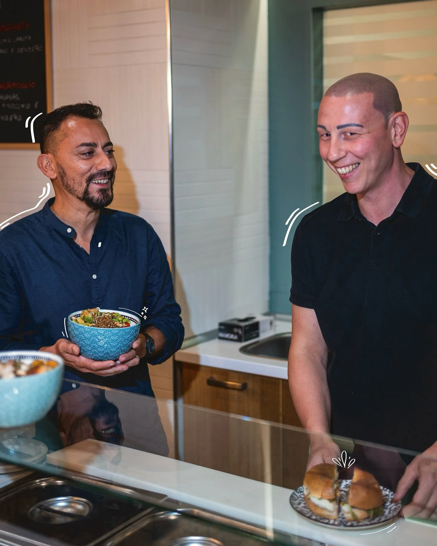 Benvenuti da Basl&ograve;tt: un bistrot nato dal progetto di Federico, insieme a Marco il nostro Chef!

🥗 Ogni piatto nasce da un pensiero semplice: mangiare bene e sentirsi bene, senza complicazioni.
🌿 Cuciniamo con ingredienti freschi e stagional