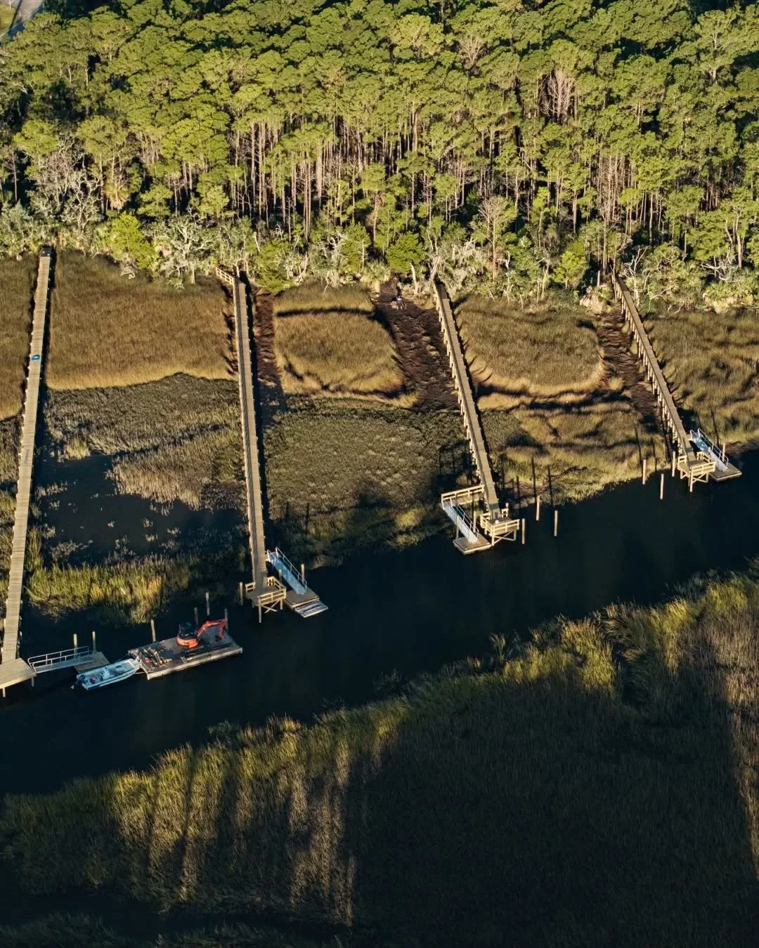 ✨ Dock days, always.

Sunrise strolls, laid-back paddles, and water-side moments that make Nowell Creek feel like home. Right in the heart of the village, our community dock is where good days naturally happen.

Boat optional. Good vibes required. 🚤