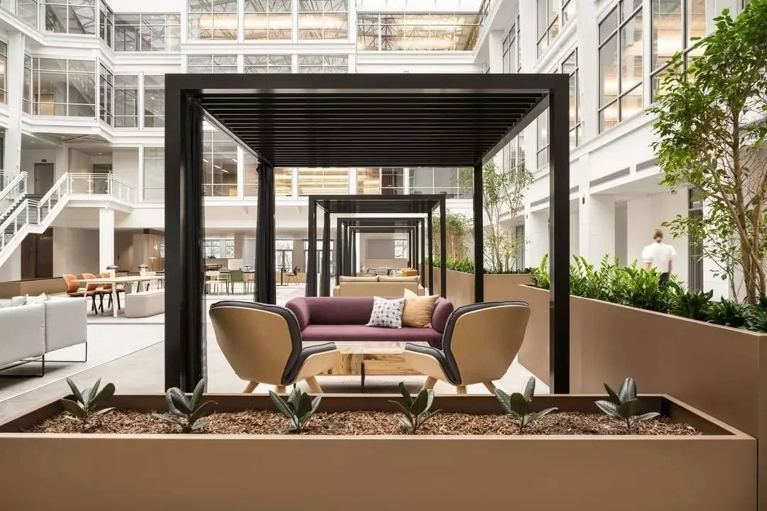 Workdays feel different at Marshside.
Sun-filled spaces, thoughtful design, and a setting that brings the calm of Nowell Creek into your office space.