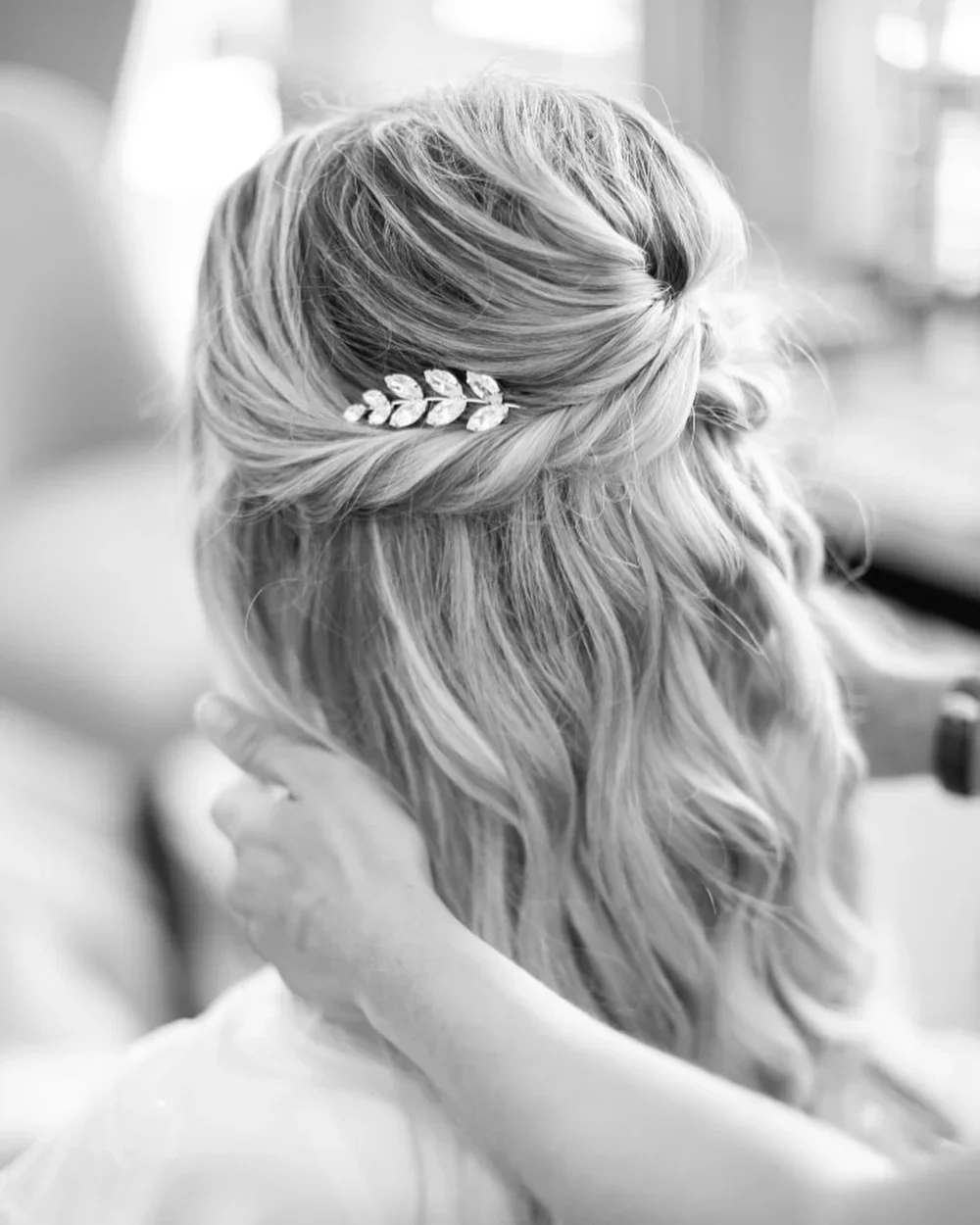 Bridal Hair Beach Waves London.webp