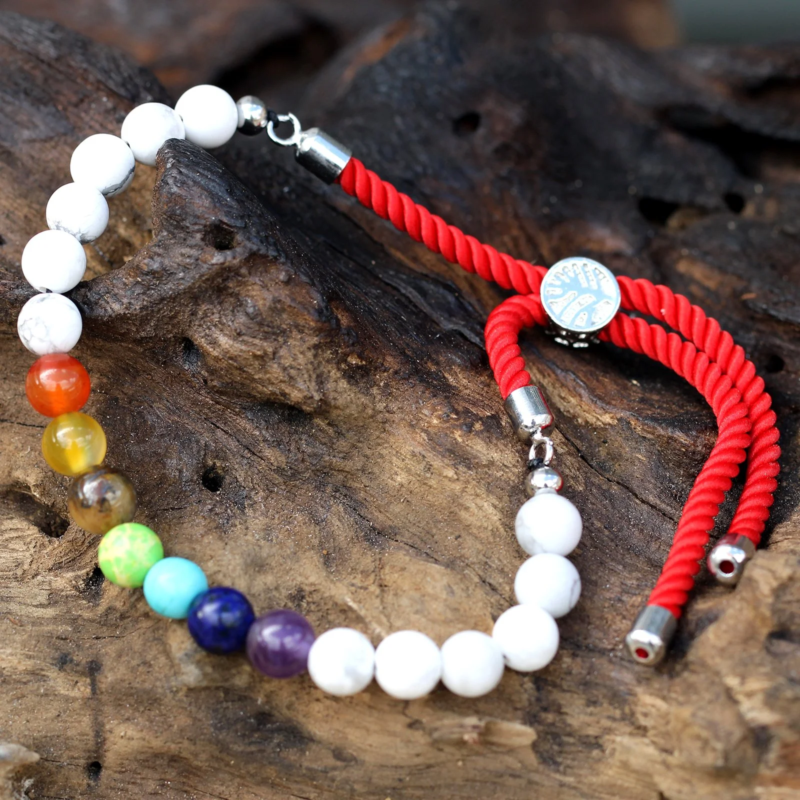 With a variety of beautiful gemstones and colourful rope strings, this range of bracelets are perfect for the man in your life.  Each gemstone is complimented with either 925 Silver plate or 18K Golden Plated sliding toggle which allows you to adjust