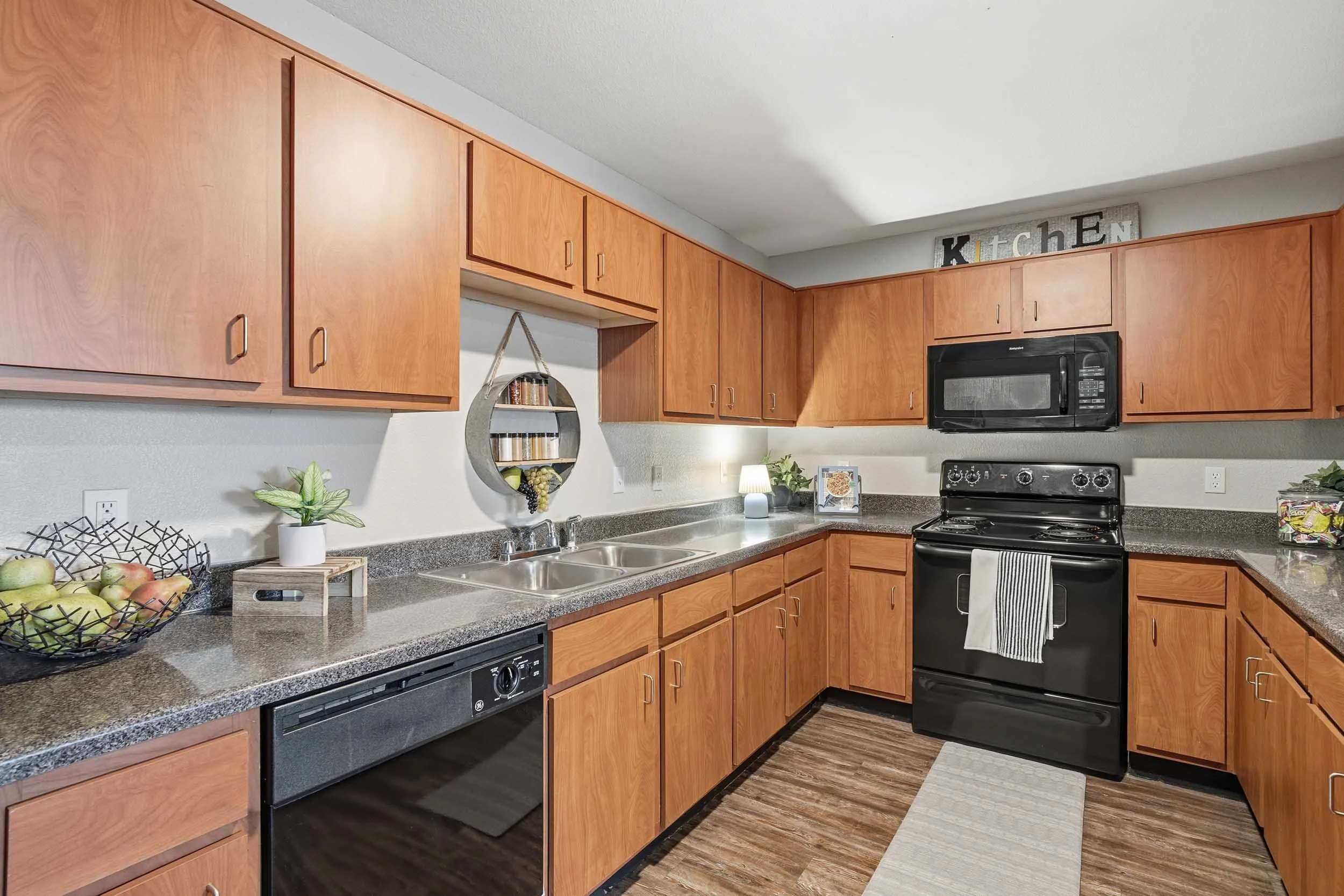 Arc225 | Student Apartments near LSU | Kitchen