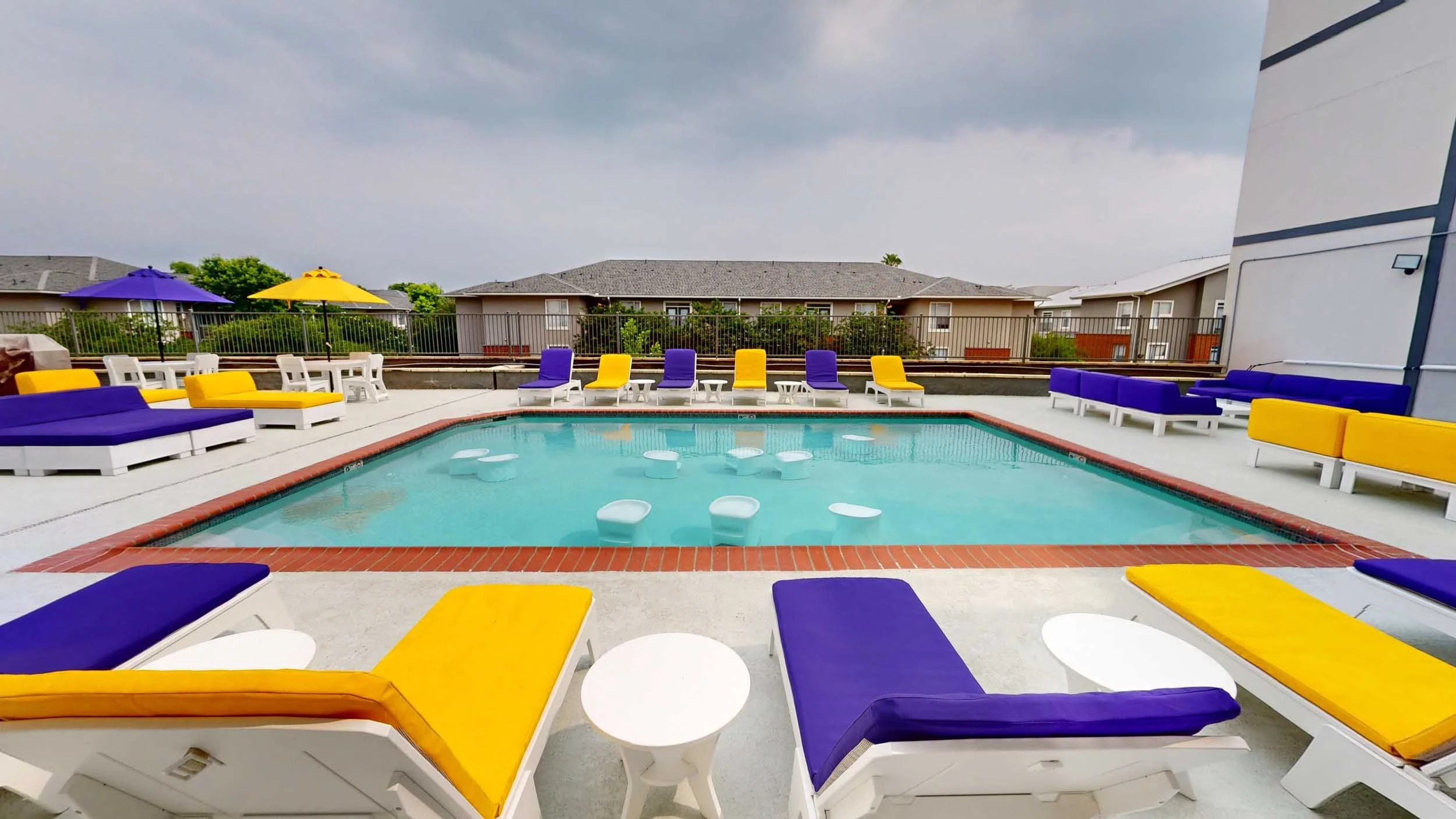 Altitude Baton Rouge | Student Apartments near LSU | Swimming Pool