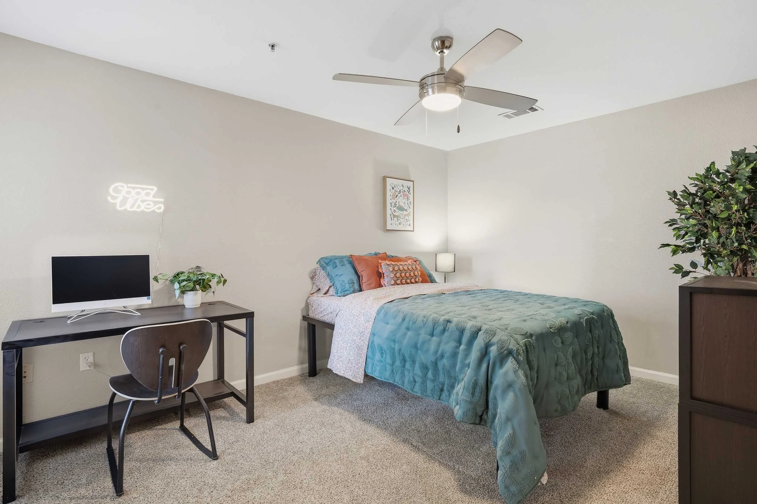 Arc225 | Student Apartments near LSU | Bedroom