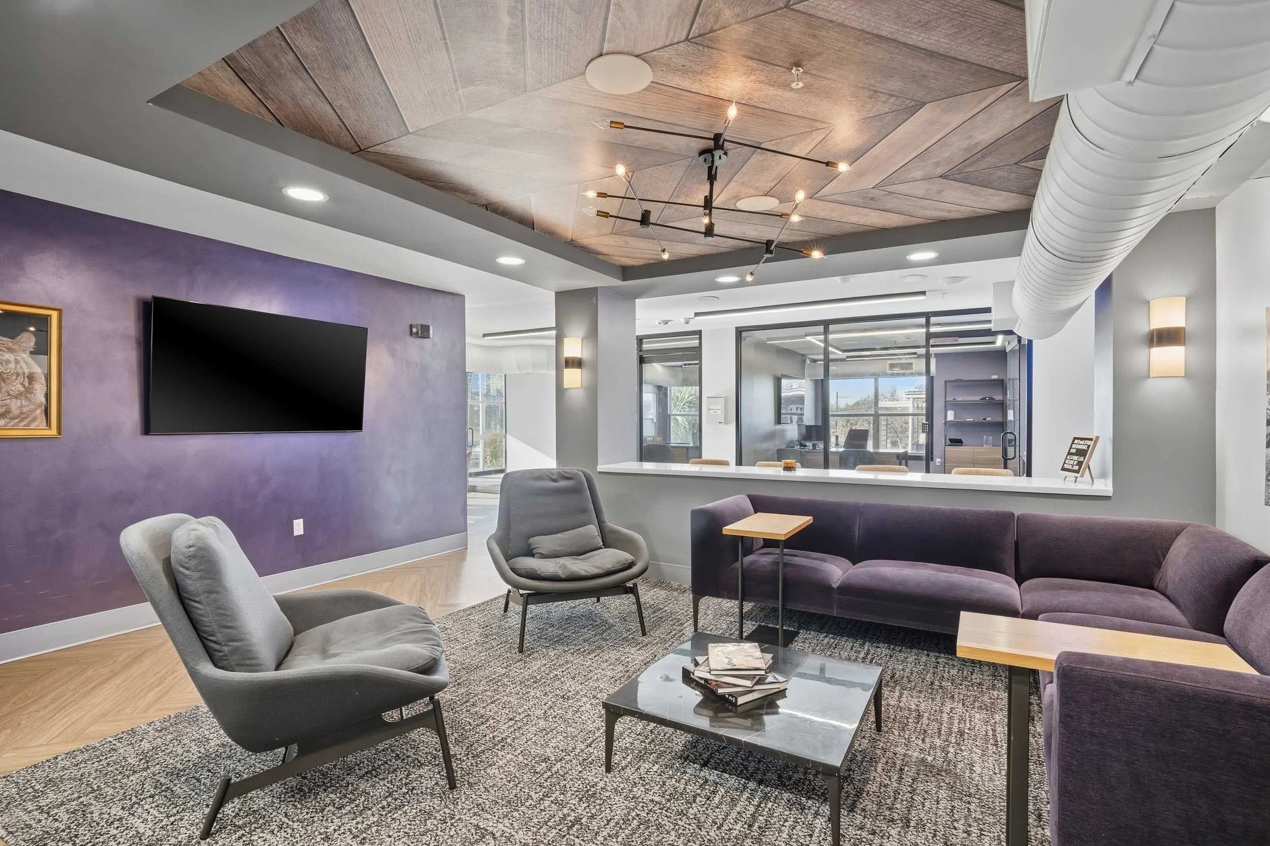 Arc225 | Student Apartments near LSU | Resident Lounge