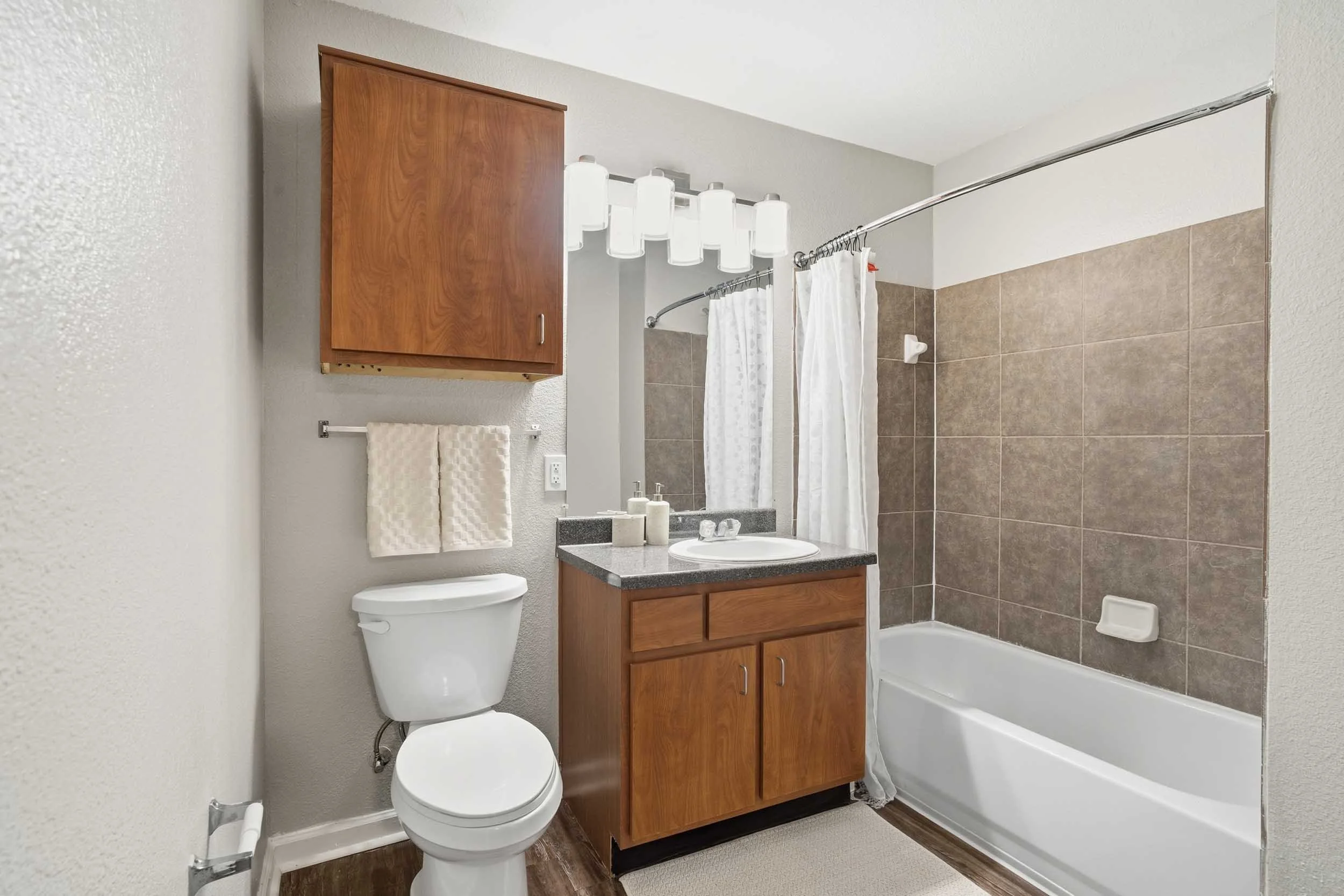 Arc225 | Student Apartments near LSU | Bathroom