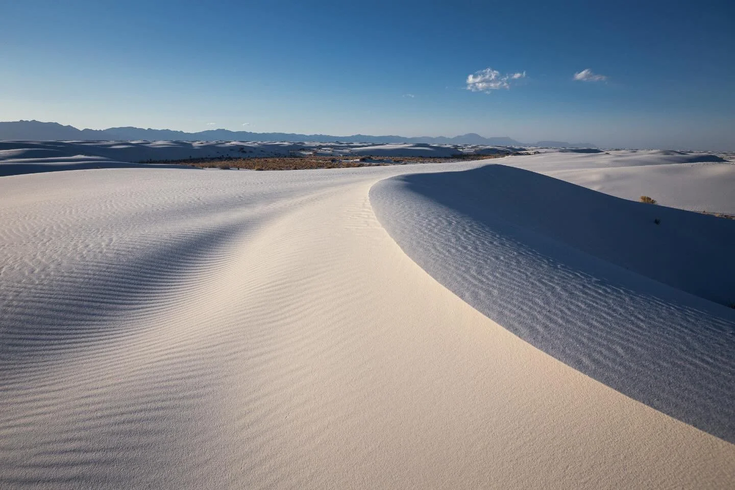 Happy October! Aka, soup season!
If White Sands National Park was a soup, what do we think it would be? White chicken enchilada soup? Creamy cauliflower? Parsnip? Let me know if you have the perfect soup pairing for this sweeping New Mexico view!
.
.