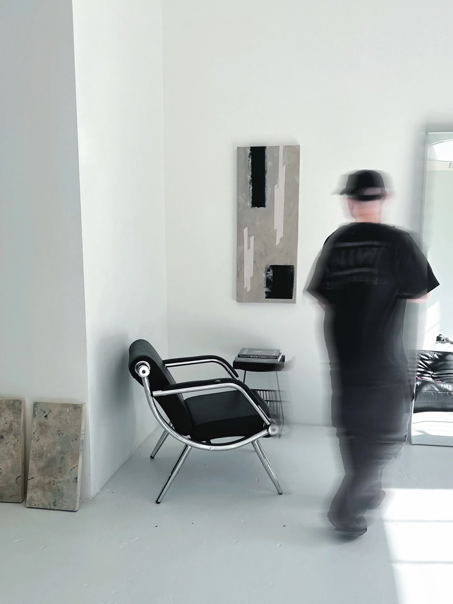 Art for modern spaces.
Sound for the worlds that come after.

#abstractartwork #sounddesign #abstractminimalism