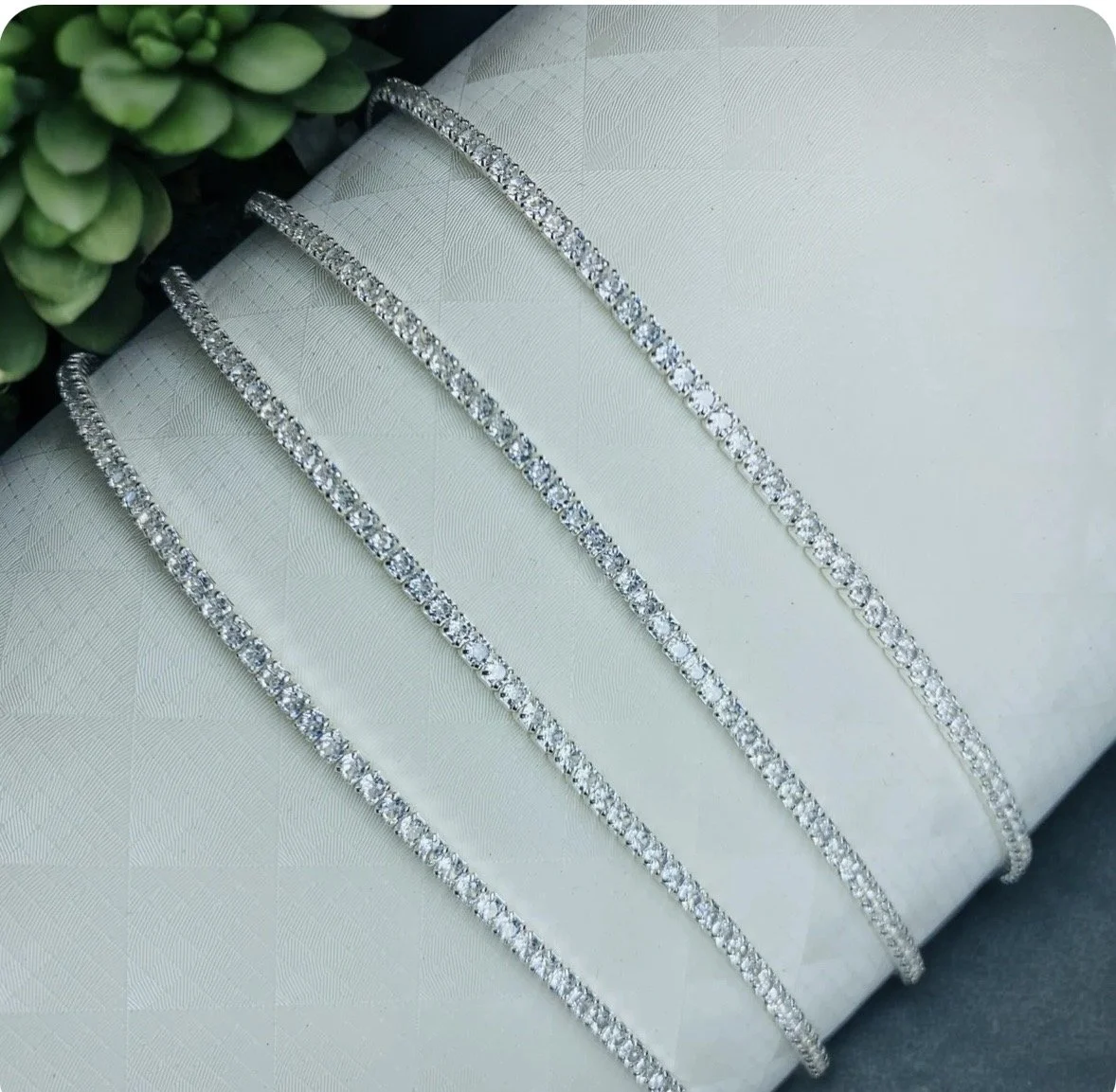 STERLING SILVER TENNIS CHAIN