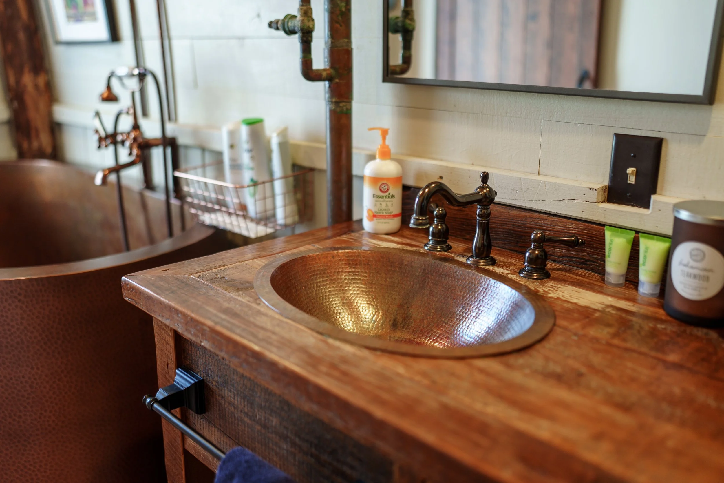 copper-sink-wooden-vanity.JPG