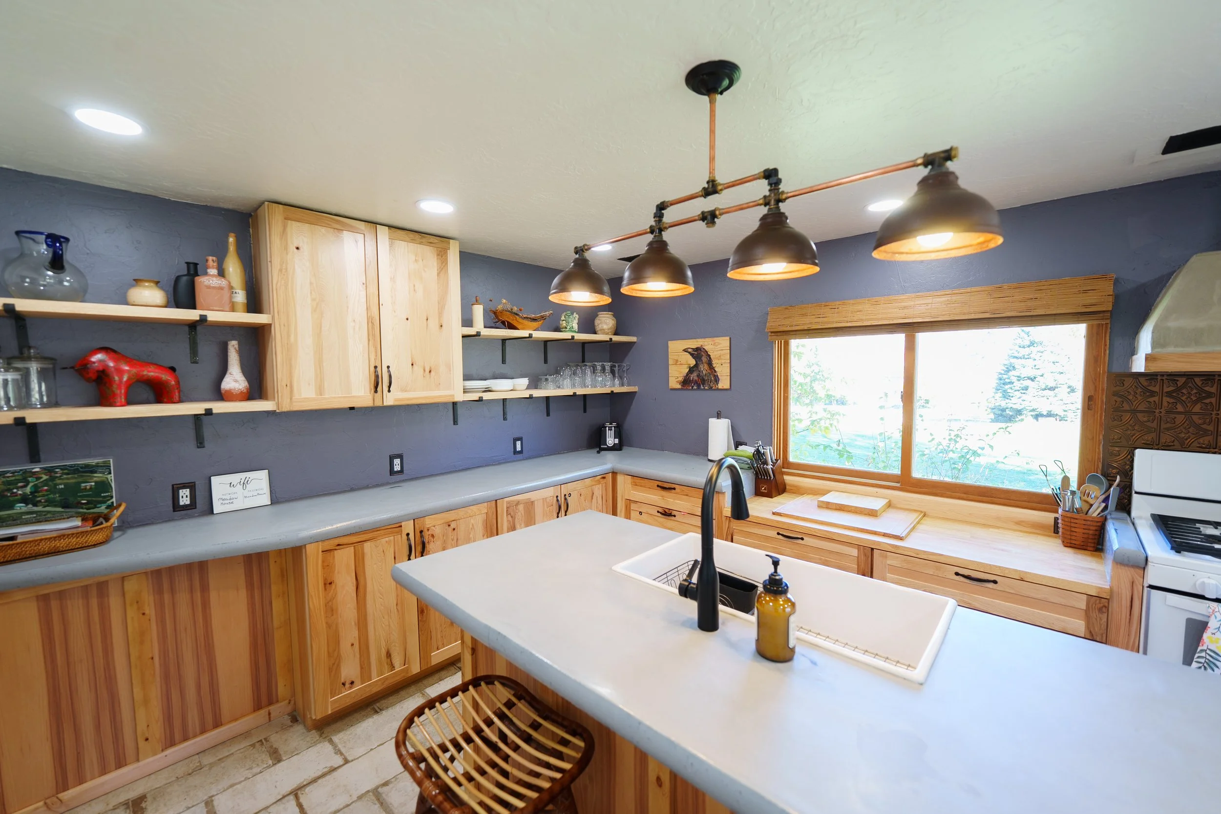 purple-eclectic-kitchen.JPG
