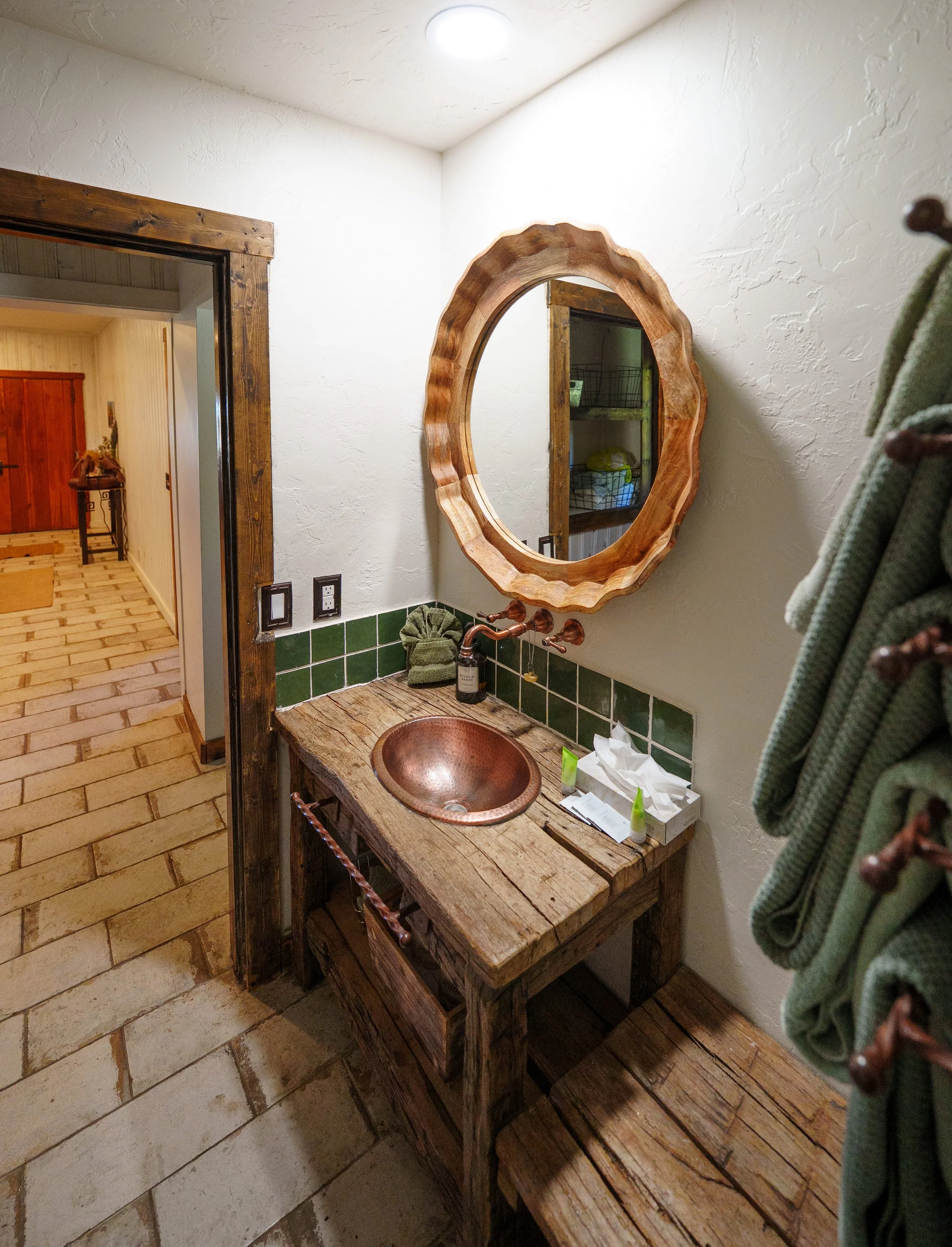 copper-wood-vanity-green.JPG