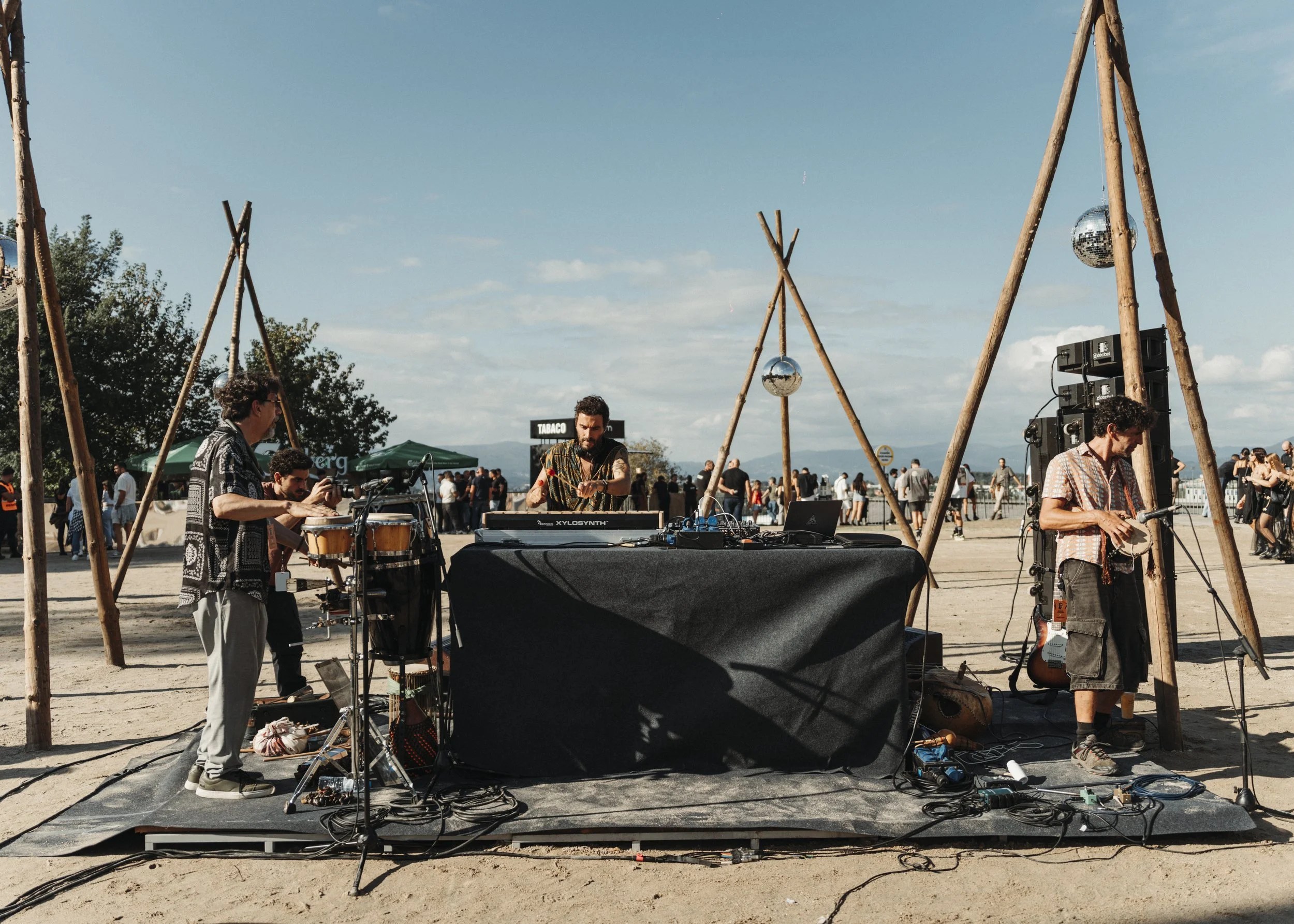 Magupi Live Band, opening the festival