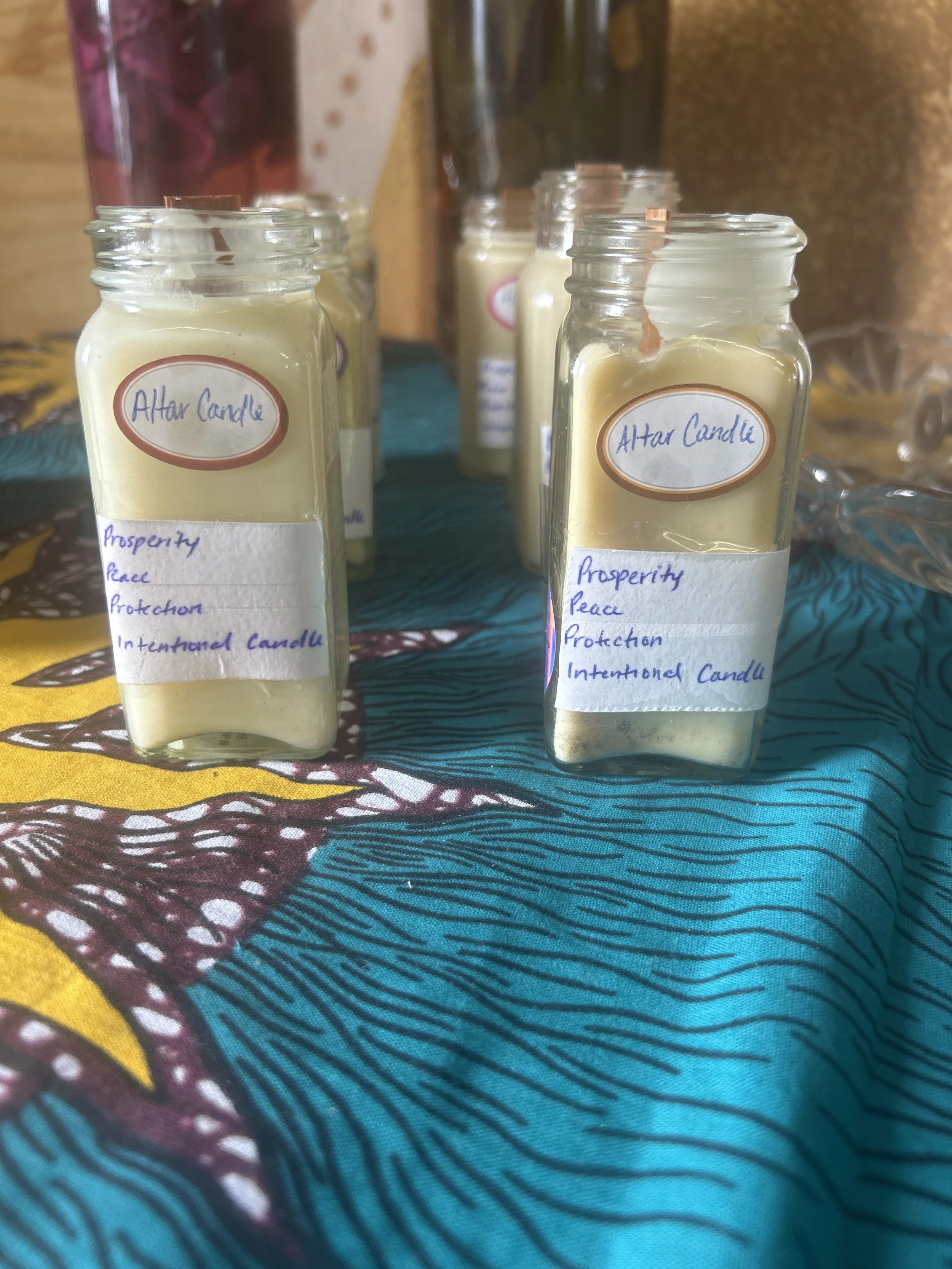 Coconut oil beeswax candle