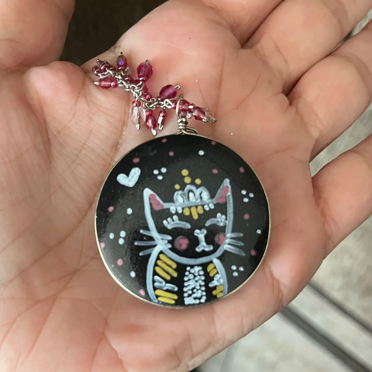 Black Onyx Queen Kitty Magnet