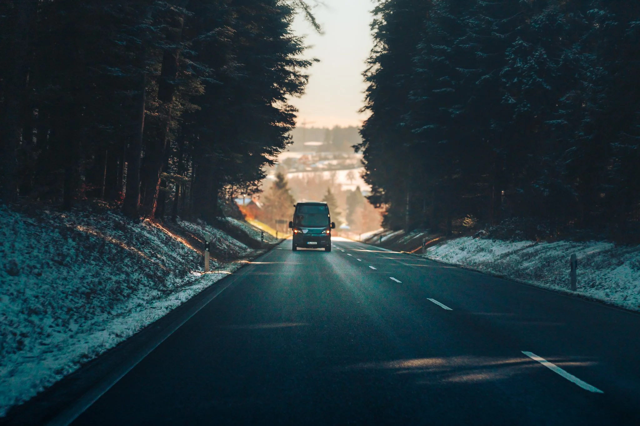 HannesCamper_frontView (1 of 1).jpg