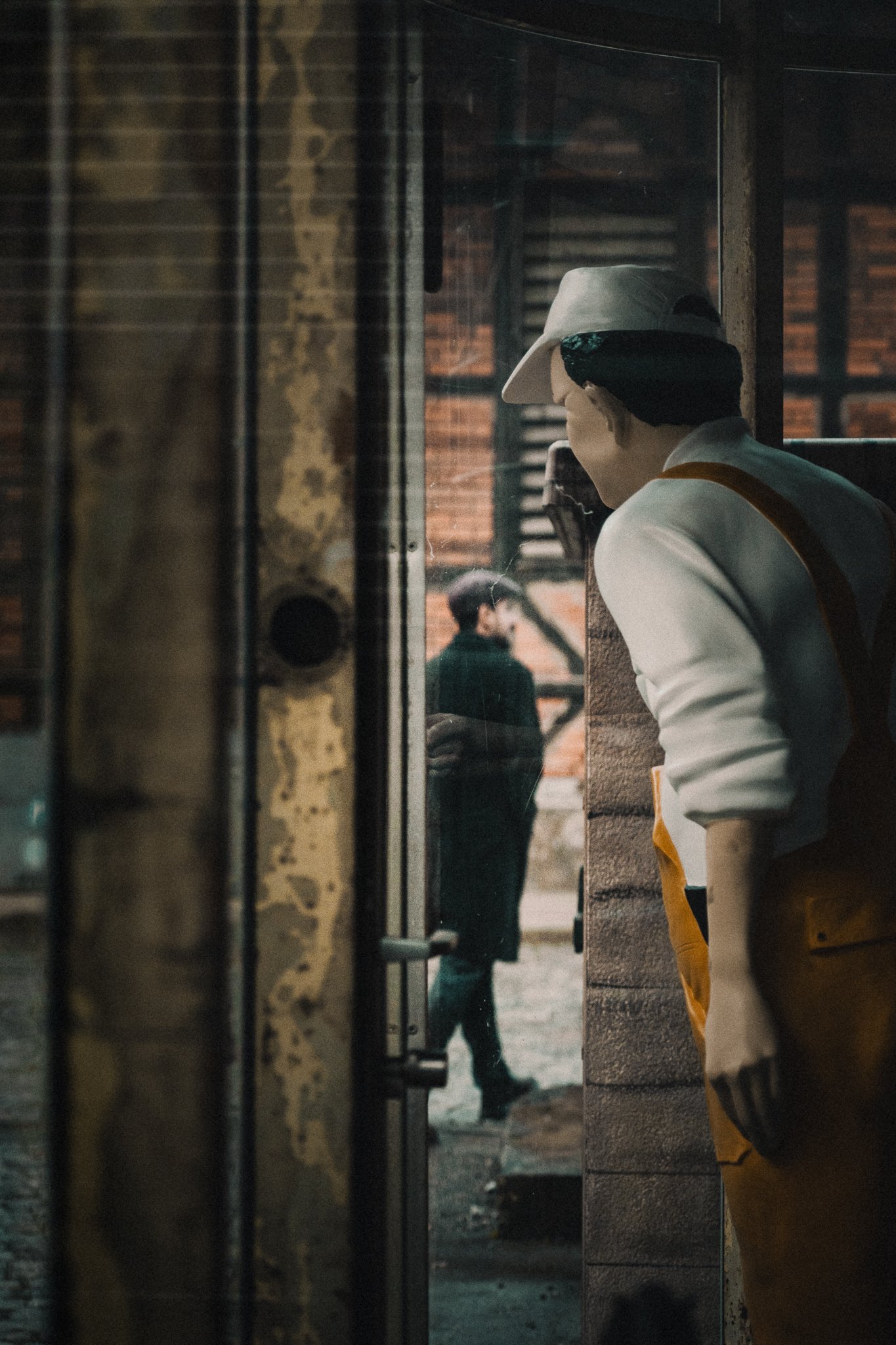 ParallelMusic_shooting_motorworld (12 of 16).jpg