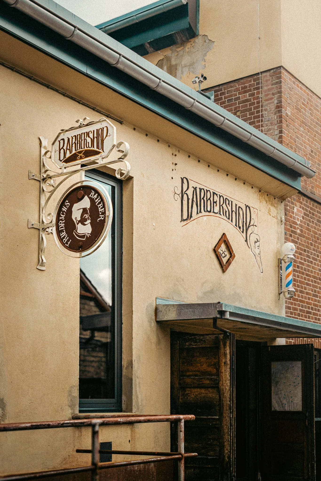 ParallelMusic_shooting_motorworld (1 of 16).jpg