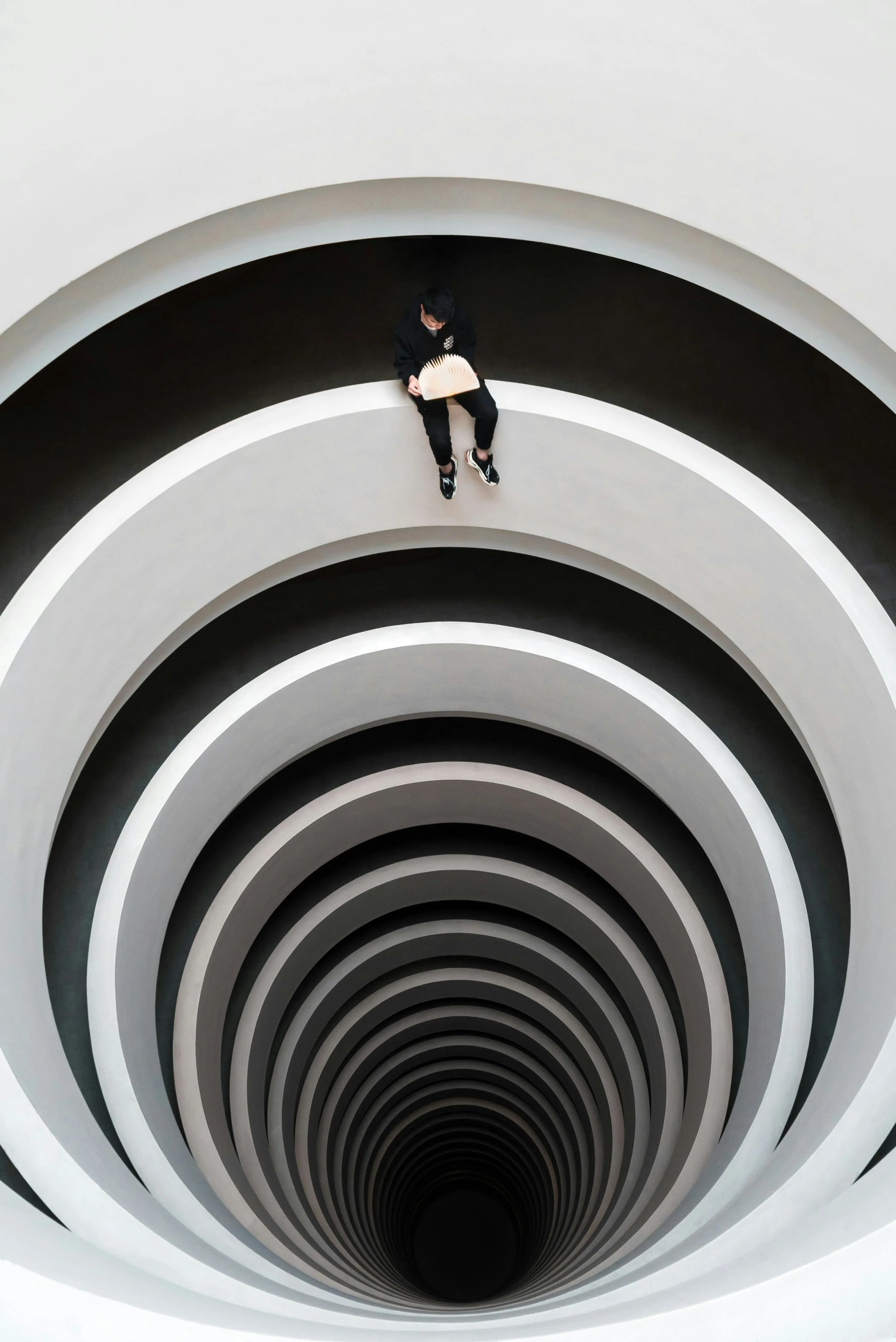 Circular thinking and suppression: How to break the loop