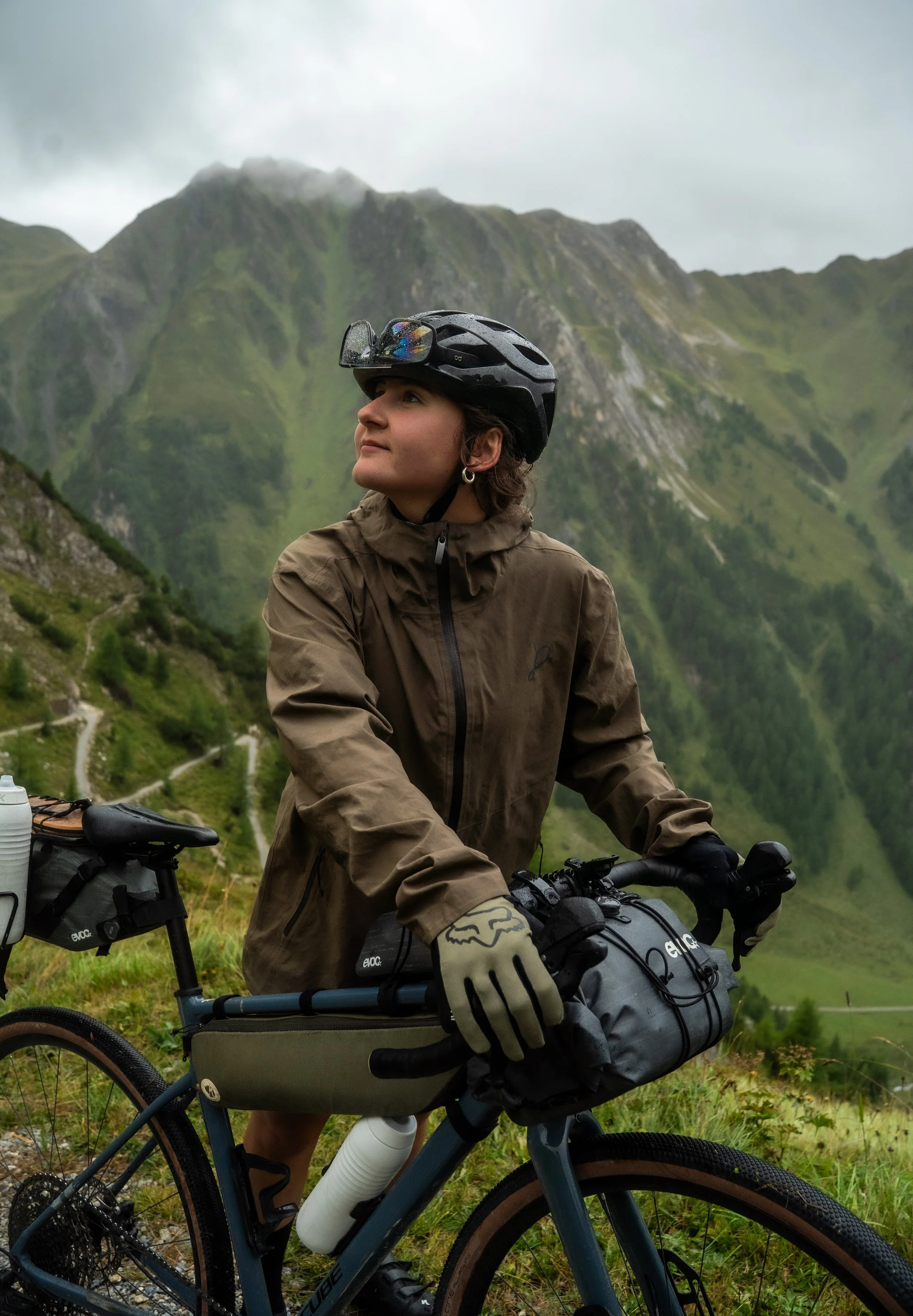 Vicky_Bike-1.JPG