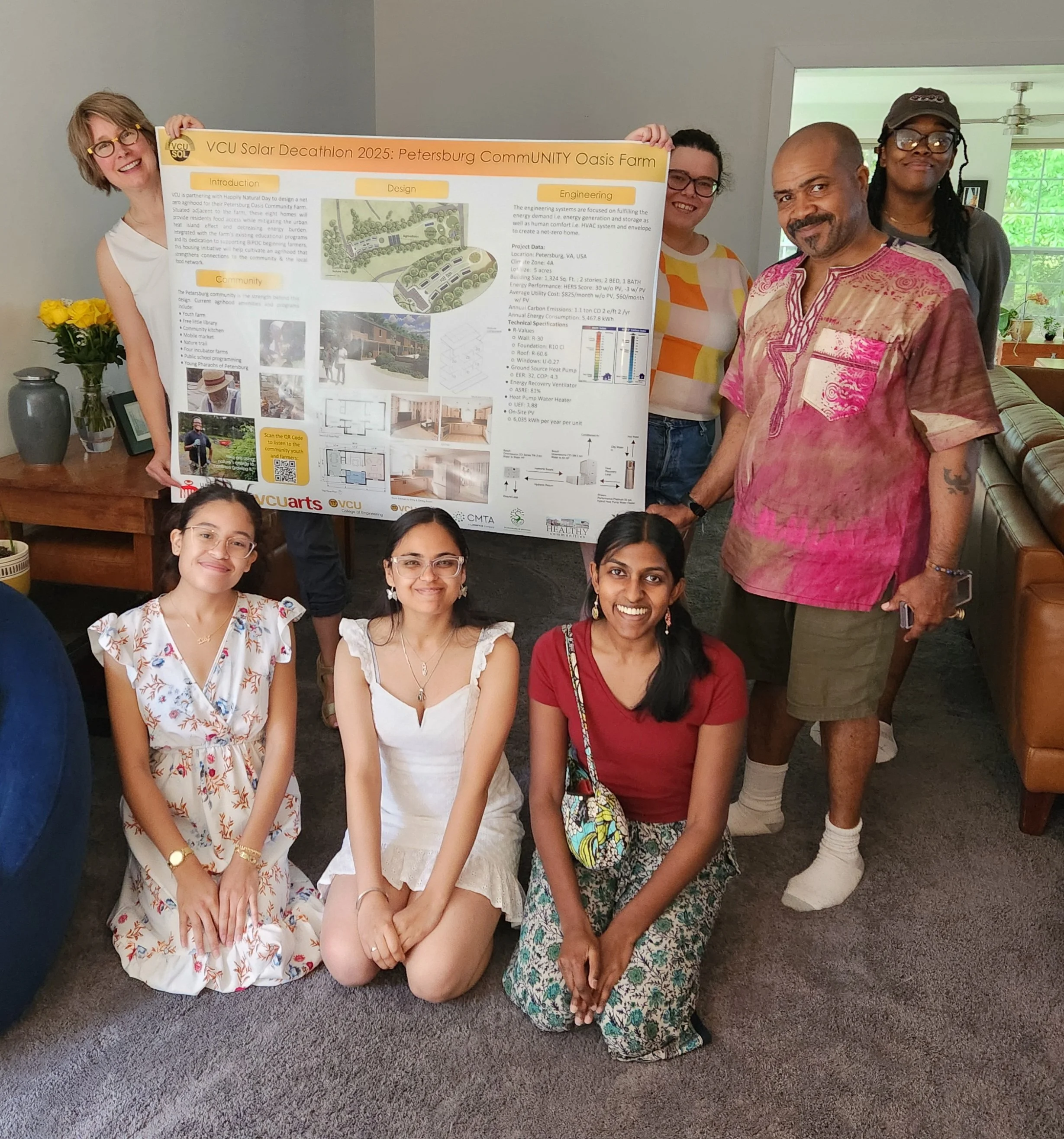 SOLAR D TEAM AND PETERSBURG AGRIHOOD3.jpg