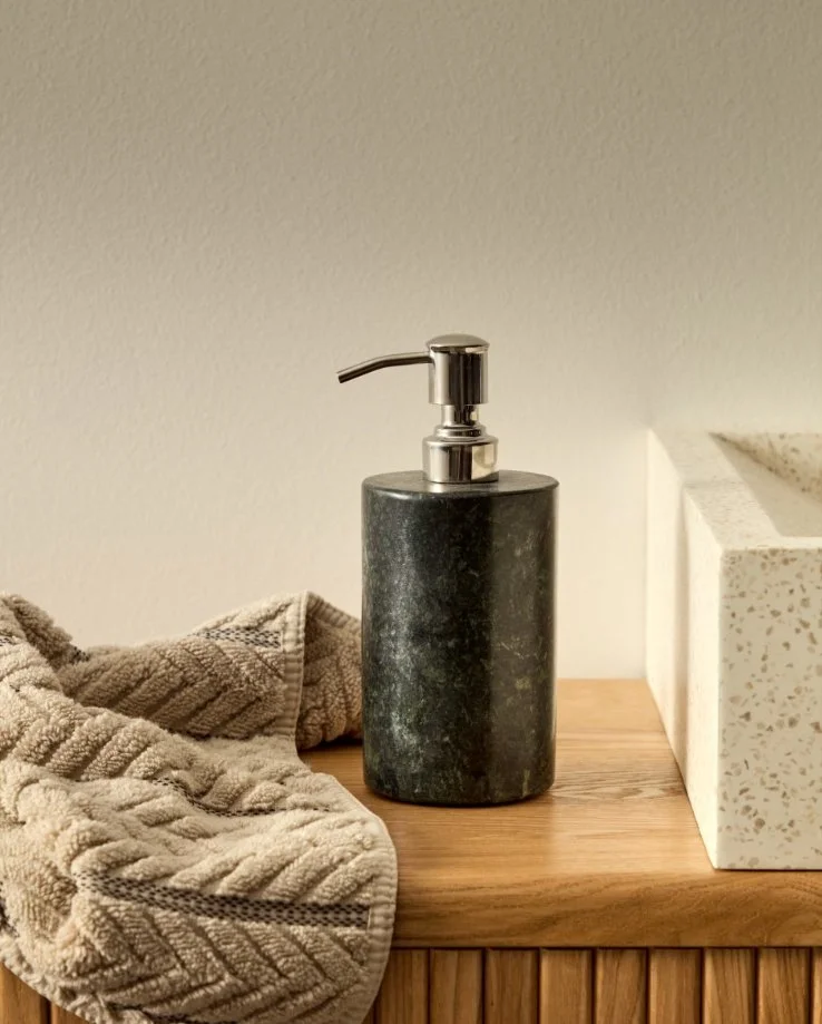 Captura de pantalla_30-11-2025_152553_kavehome.com.jpeg