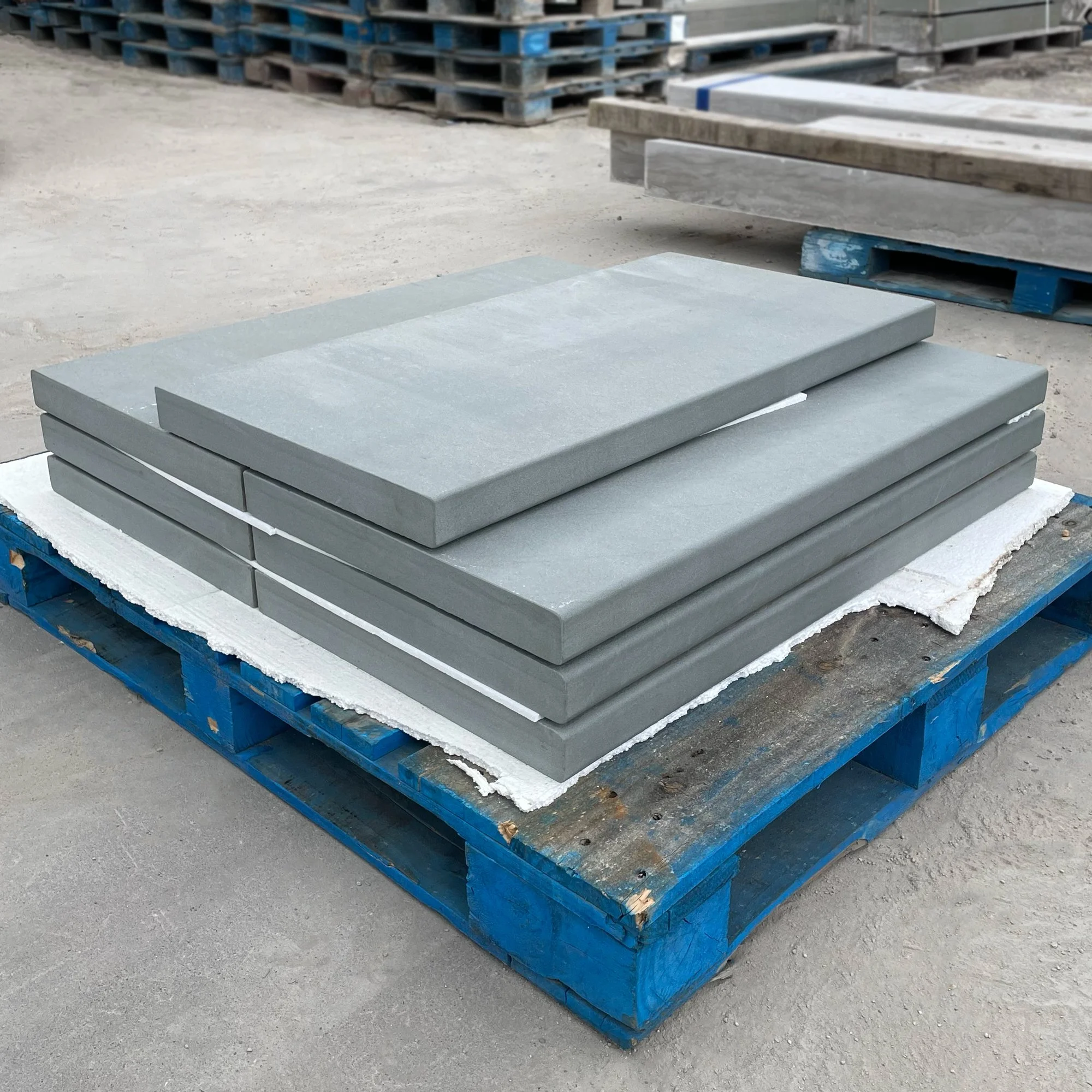 Bluestone Blue Select Thermal & Brushed Eased Edge Cap (B)