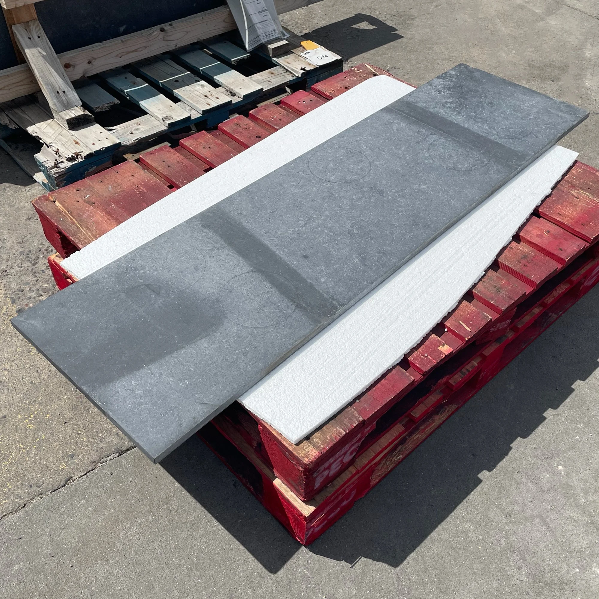 Friesian™ Limestone Hearth (A)