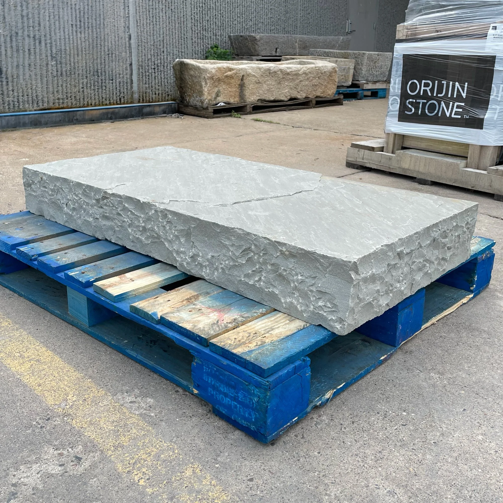 Large Greydon™ Sandstone Rockfaced Step