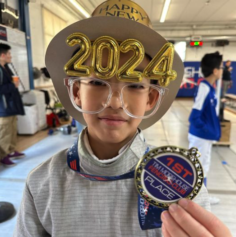 Henrick Wang medal Y-8.png