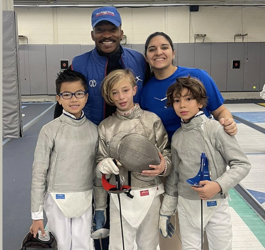 Y-10 MS fencers Durkan.png