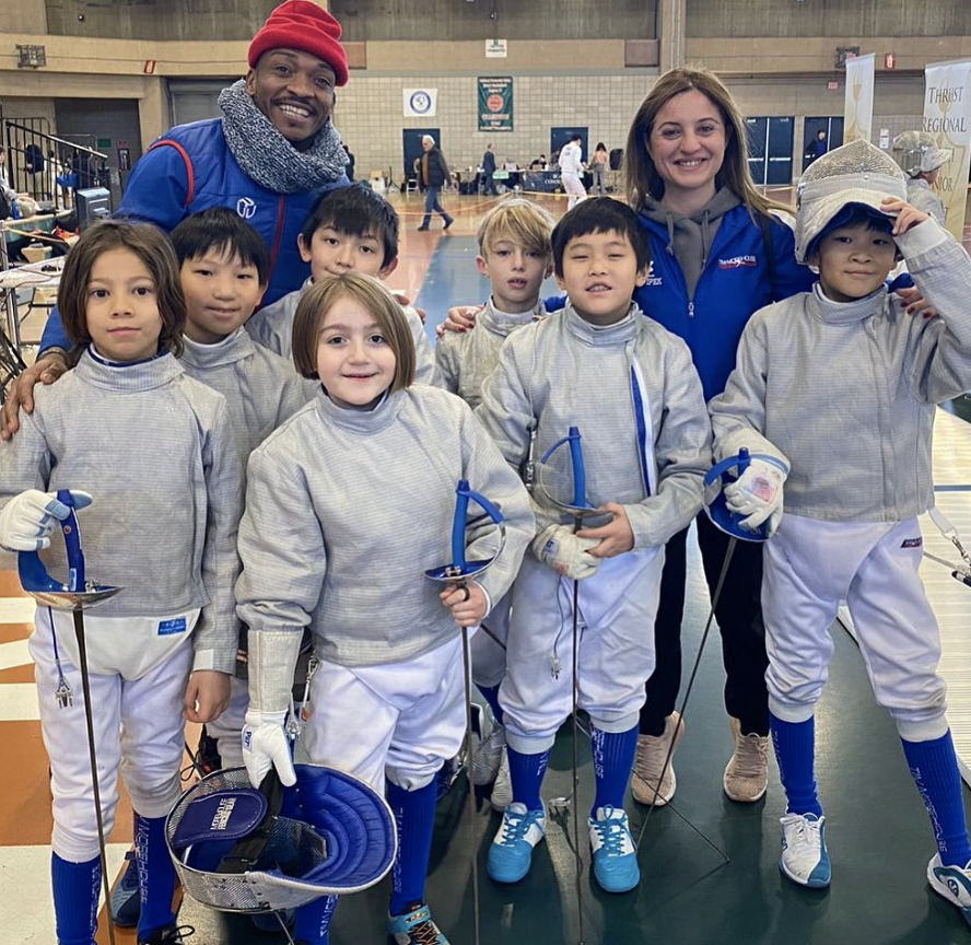 Y10 Saber fencers Thrust.png