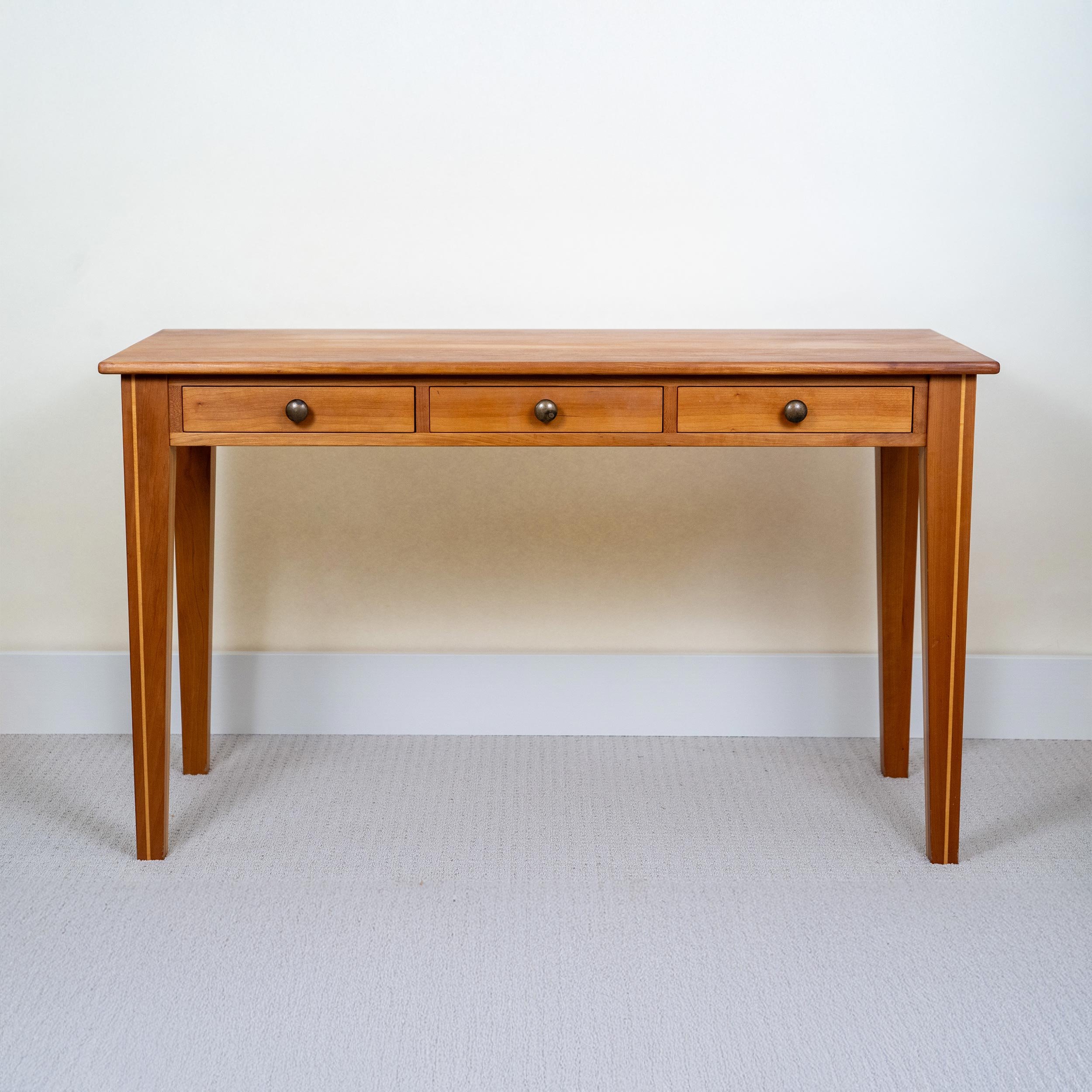 Stratford dressing table, desk, or hall table

20” x 47.5” x 28” high with maple inlay, shown in cherry with drawers

$ 1280.00 cherry with drawers
$ 1450.00 walnut with drawers
