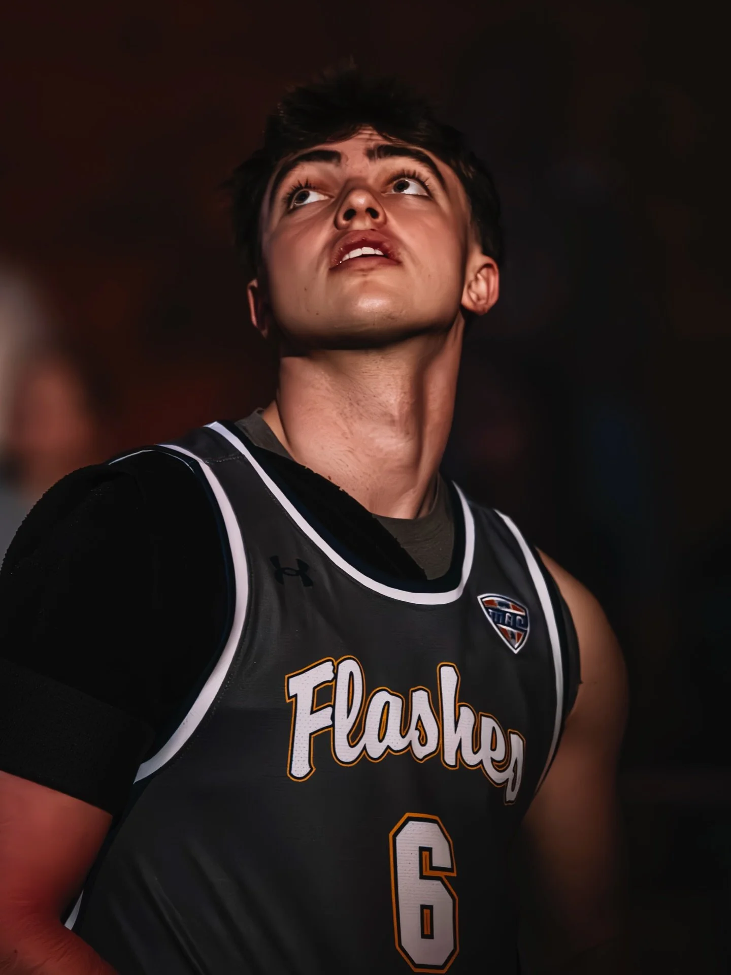 🕺🪩 @kentstmbb 

.
.
.
.
.
.
.
.
.
.
#sportsphotography #basketball #basketballphotography #collegesports #collegesportsphotography
#collegephotographer #collegephotography #kentstate #kentstateuniversity #motivation #sportsmotion #basketballphotos 