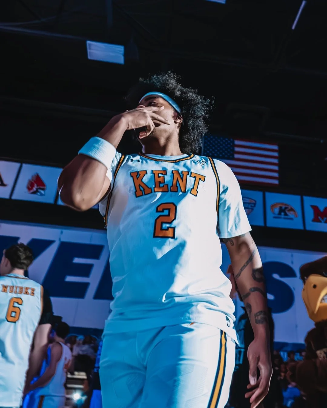 ⚛️ @kentstmbb 

.
.
.
.
.
.
.
.
.
.
.
.
#sportsphotography #basketball #basketballphotography #collegesports #photographer