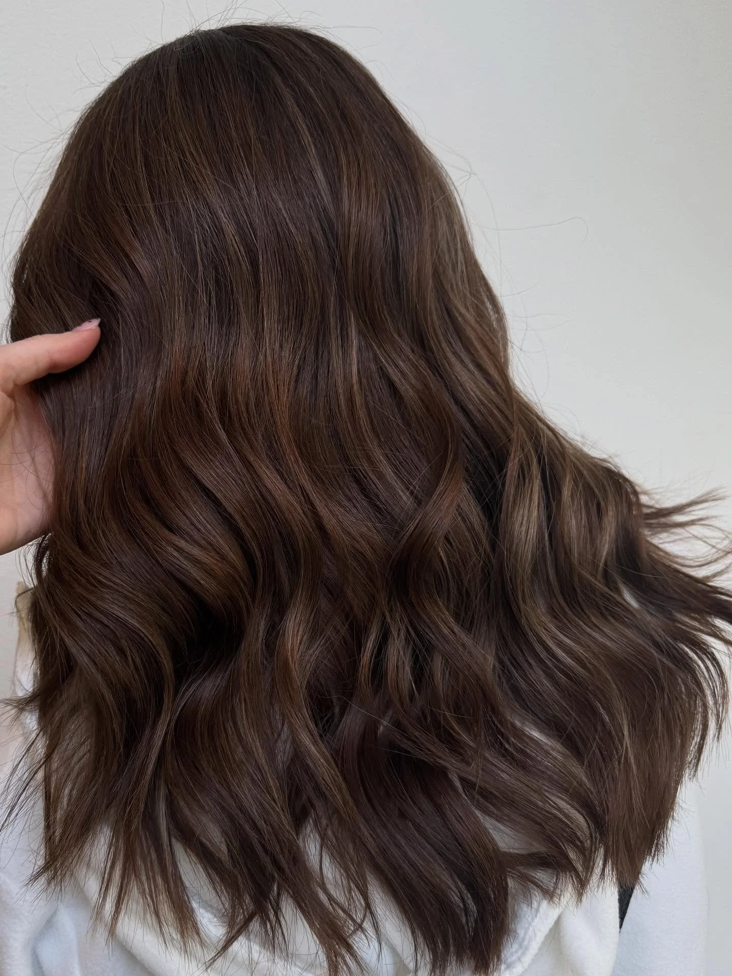 Give me all the lived in brunettes