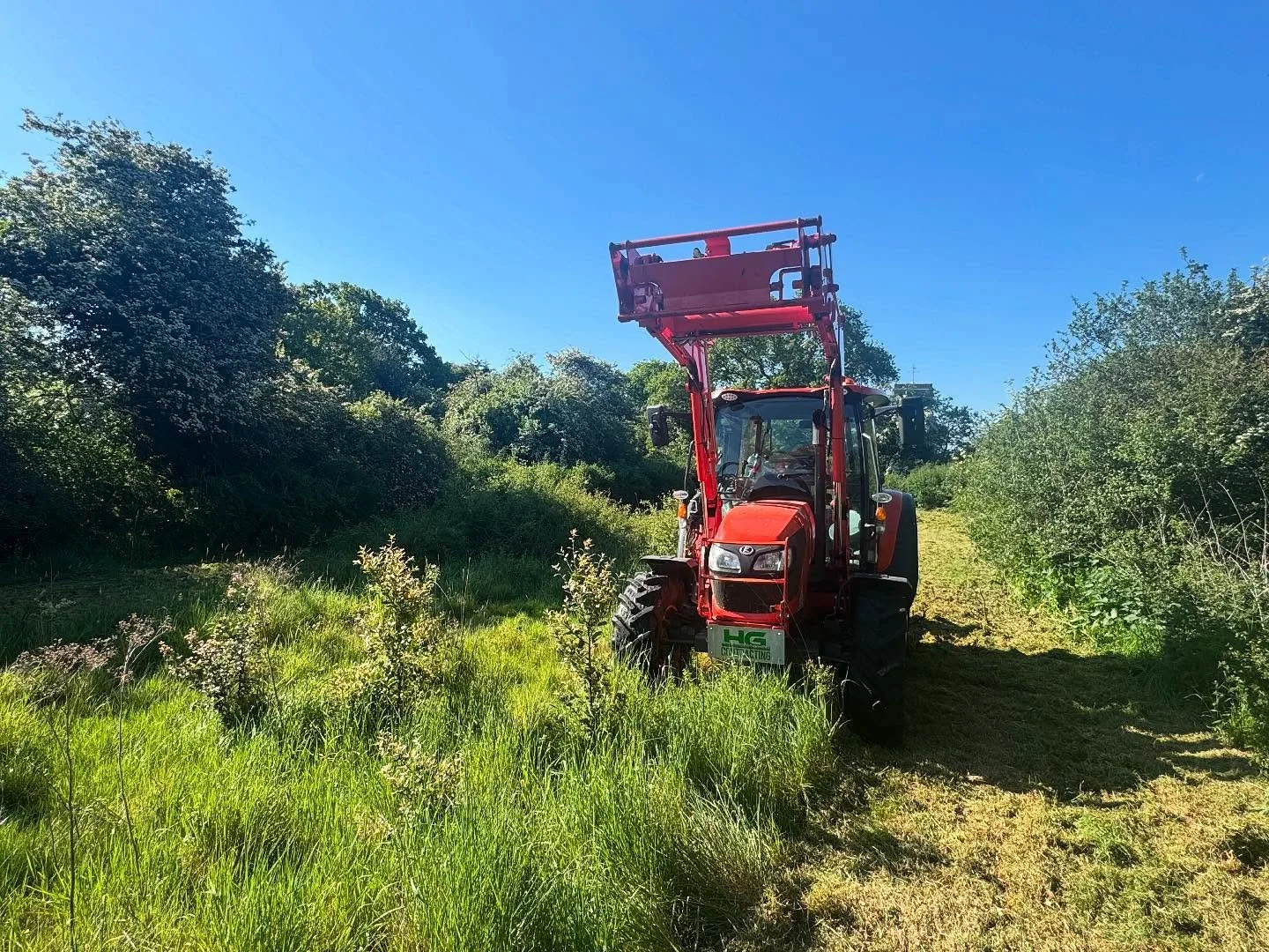 Mulching a neglected small paddock for a new customer who had difficulty to find anyone interested in doing the job. The teagle leaving a fine discharge which the mulch will ferment quickly. At HG Contracting no job is too big or small!

We also offe