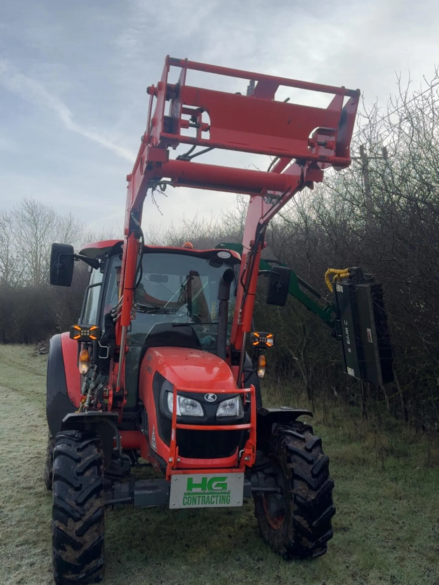 🌿✂️ Hedge Cutting Season Ending Soon ✂️🌿
Last chance to get your hedges trimmed before the season stops at the end of the month!
At HG Contracting, we run lightweight &amp; compact machines &ndash; perfect for tight access and neat, tidy results ev