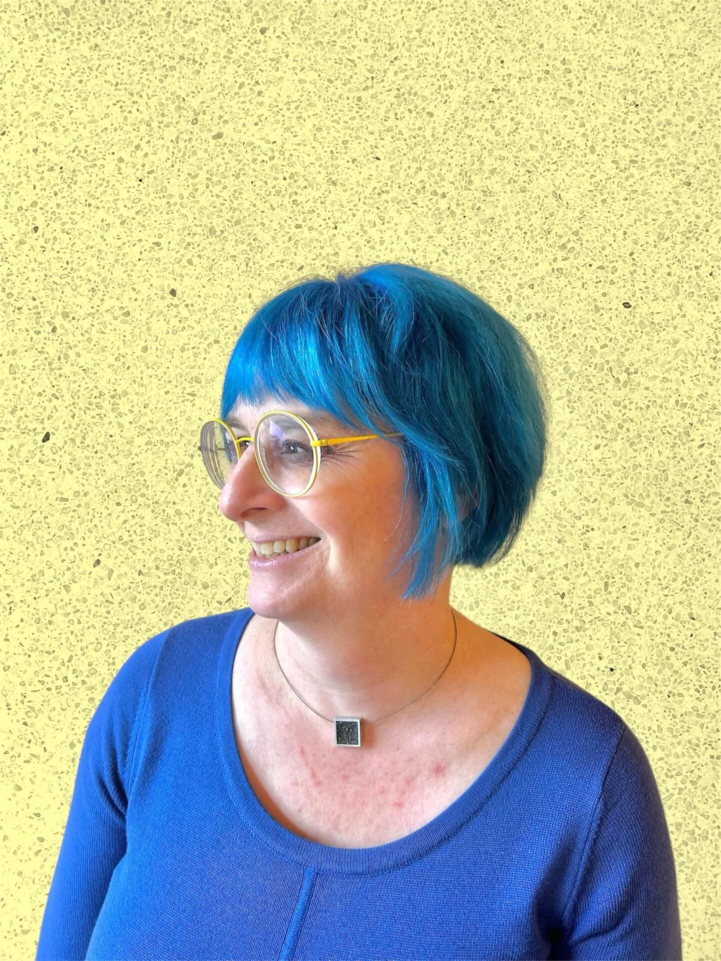 Lana🦋

cut + color by Jamie