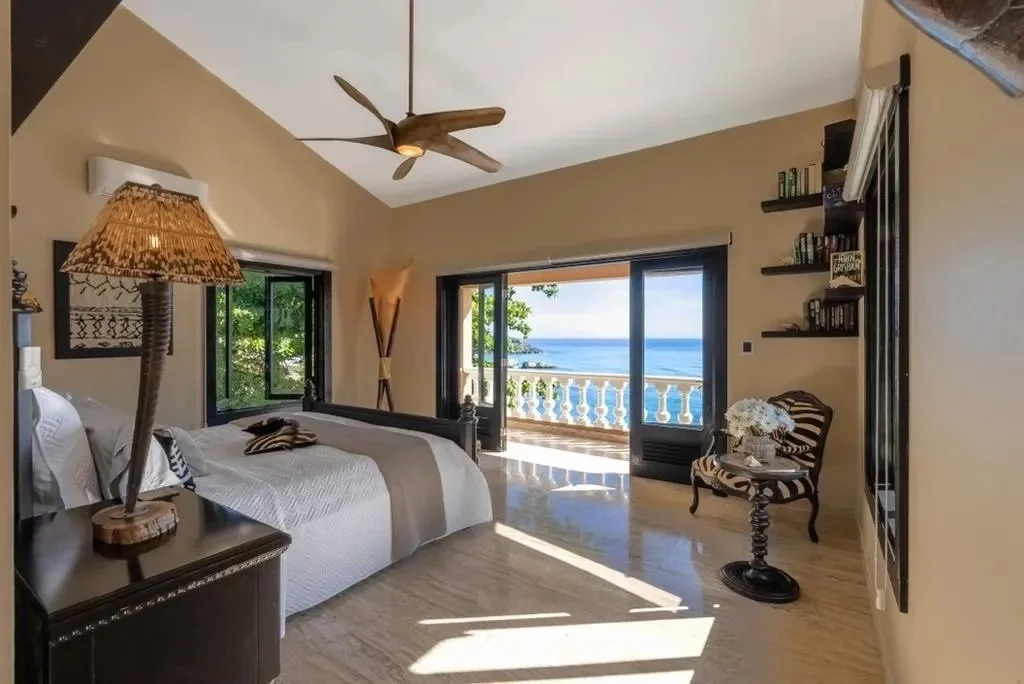 Cabrera-Luxury-Estate-Master-Bedroom-3.jpg.jpeg