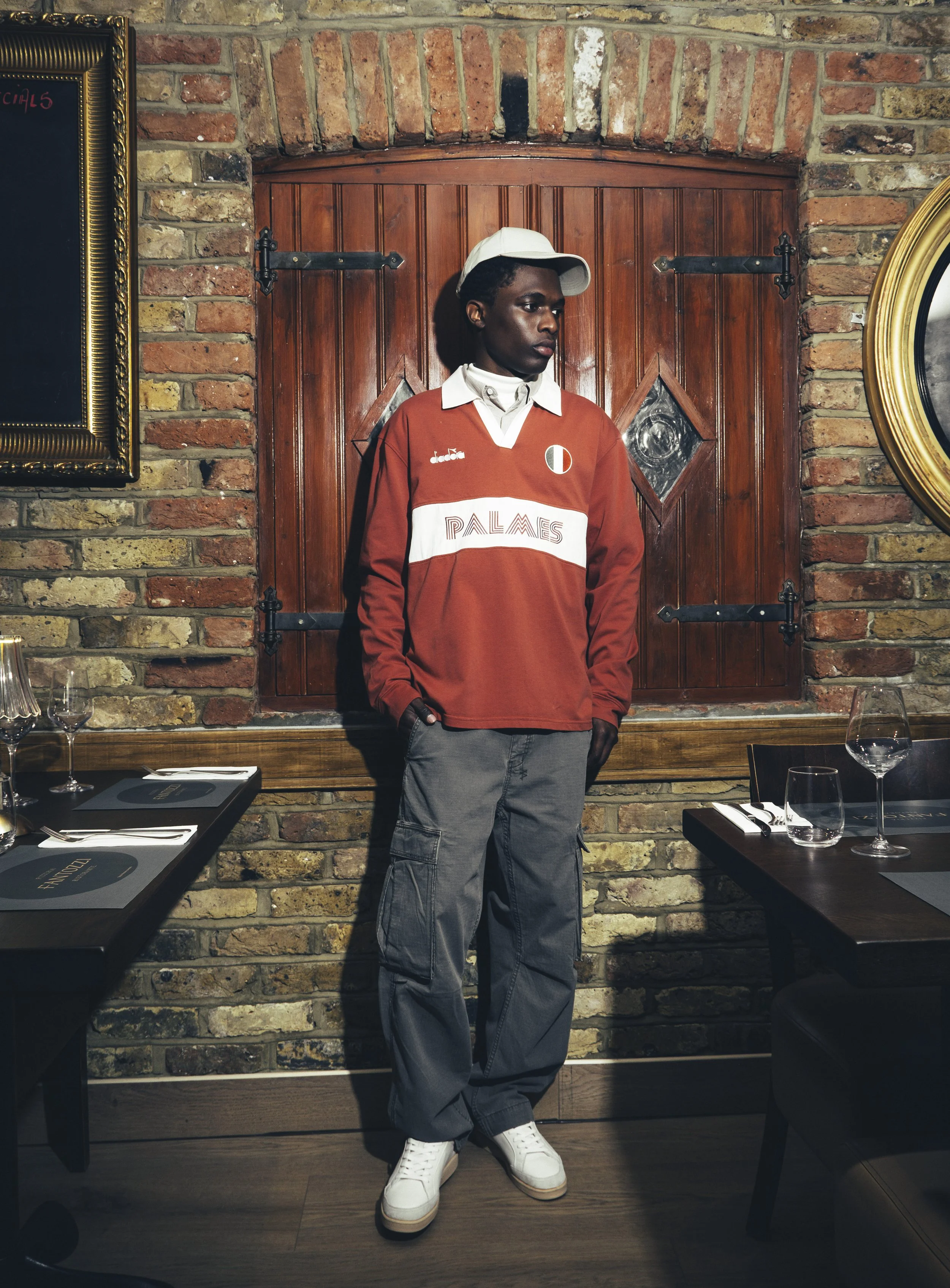 DIADORA BOYS RESTUARANT_3.JPG