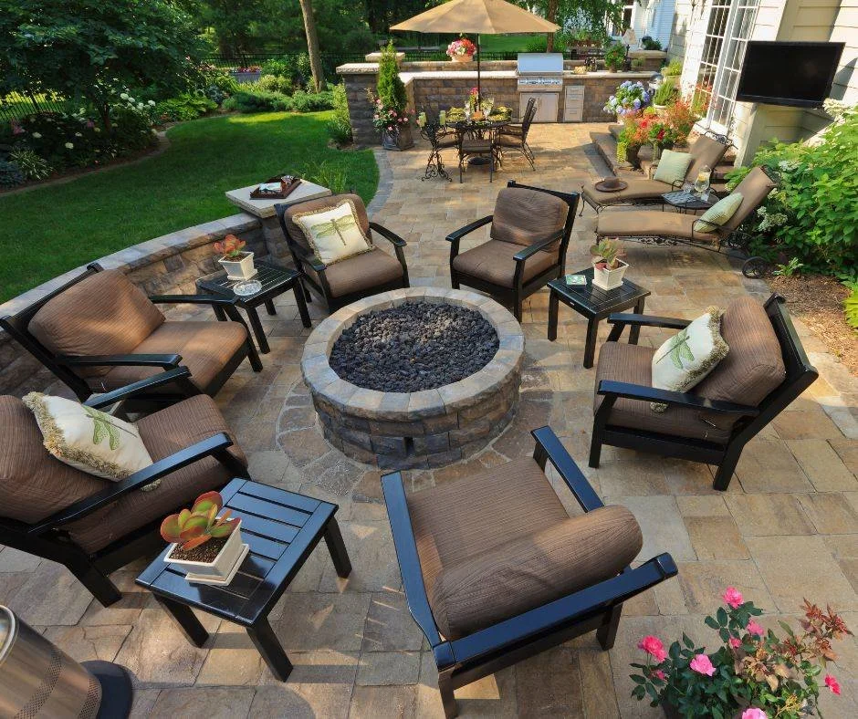 Not all outdoor furniture is created equal. ❌ 

Look for rust-resistant metals, all-weather wicker, and quick-dry cushions for long-term style and comfort. 🙌