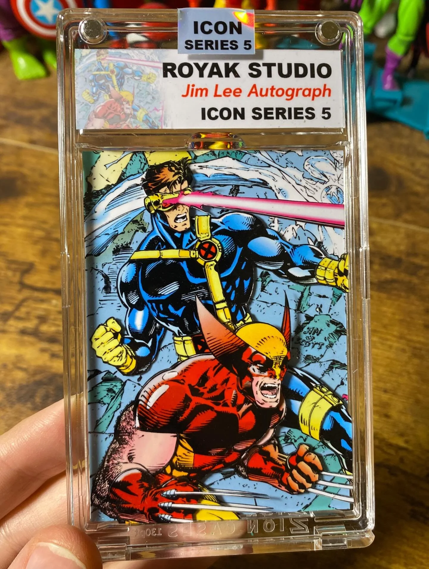 New addition to my X-Men #1 collection! A @royakstudio 1:10 Art Card from his Icon Series SIGNED by @jimlee!!! A new addition to my ever growing X-Men #1 collection!! 🔥🙅&zwj;♂️💪

Mr. Royak knows me too well and knew I wouldn&rsquo;t be able to res
