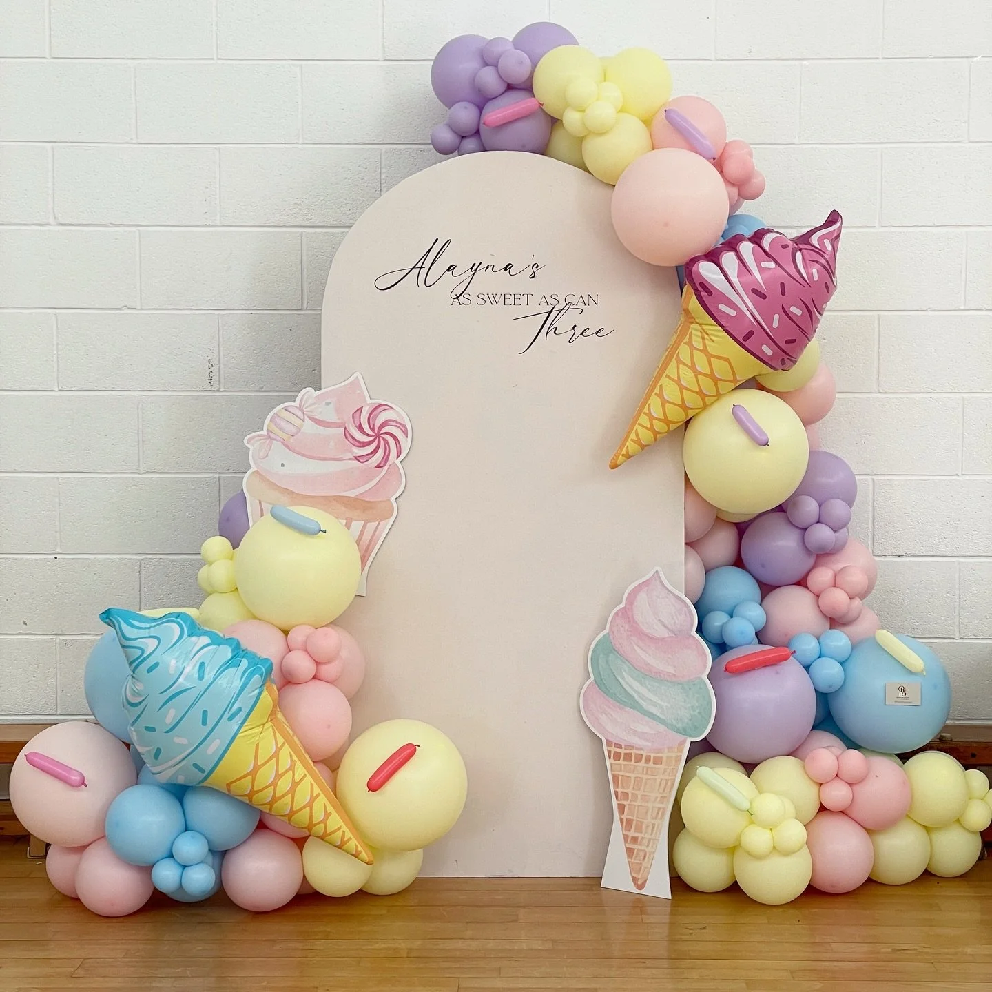 SWEET &bull; AS CAN &bull; THREE 🍬🍭🍦

Candy &amp; Ice cream them for Alayna&rsquo;s third birthday!

#balloondecoration #balloonarch #balloonstylist #balloongarland #candytheme